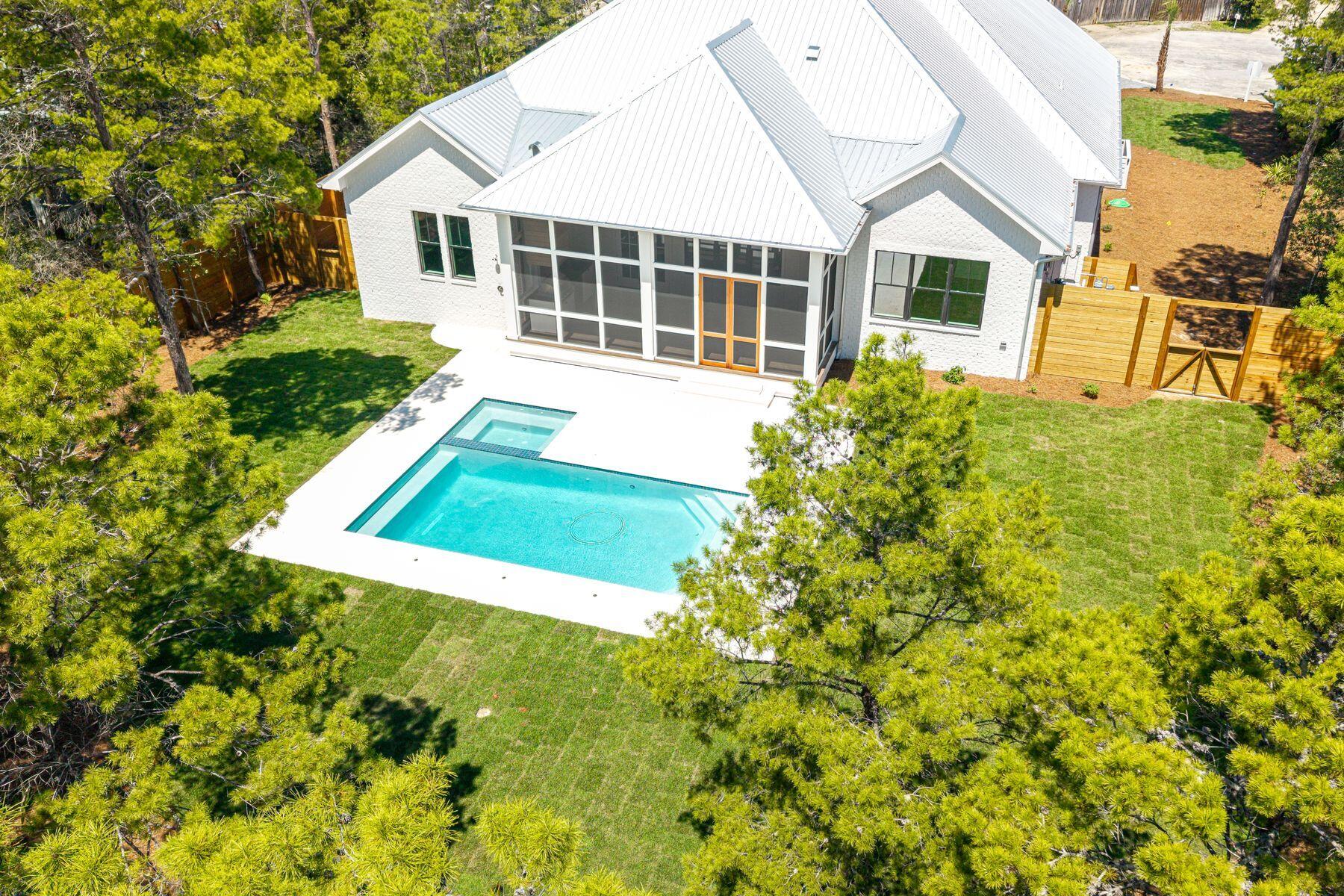 87 W Surfside Drive