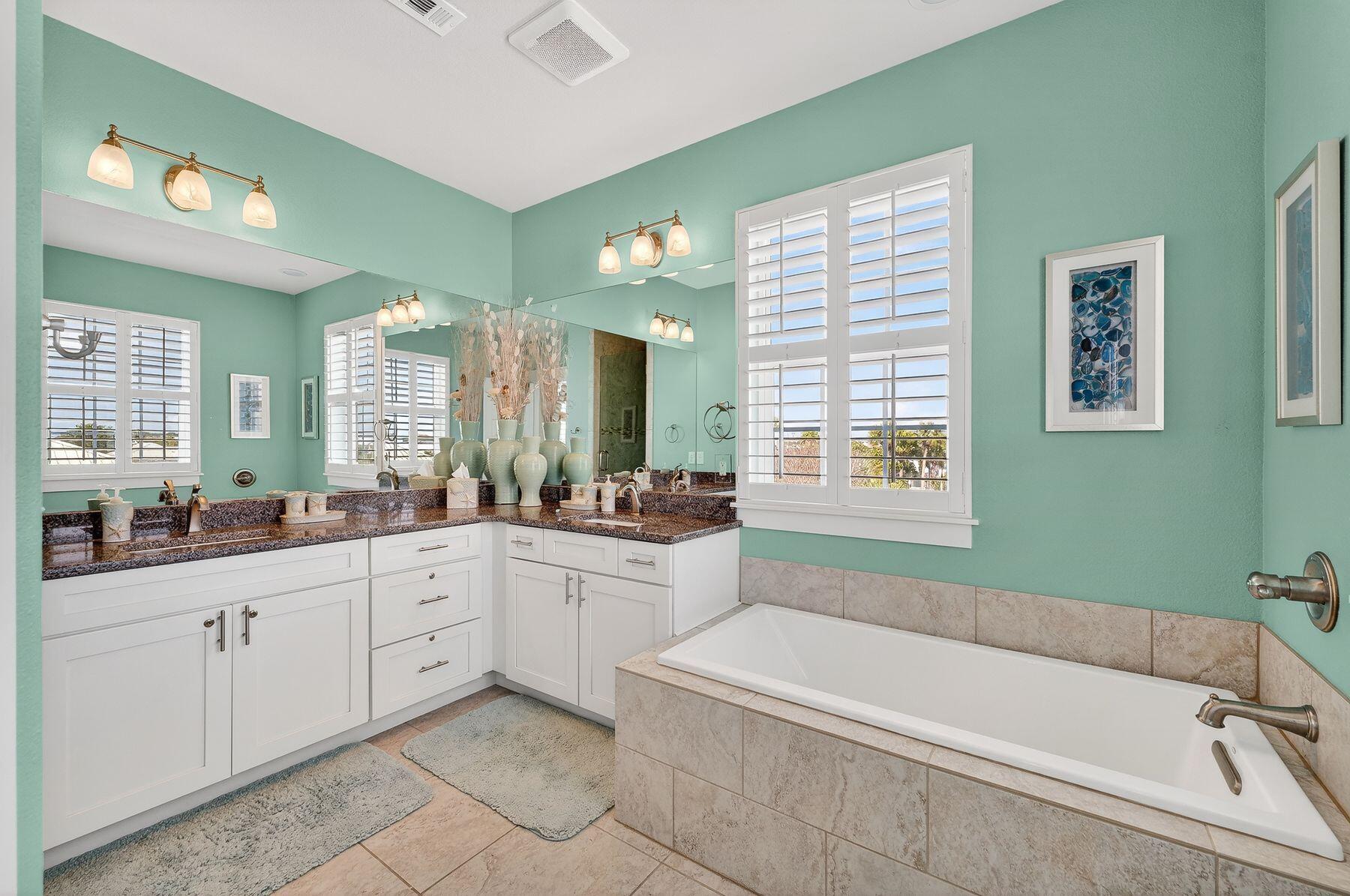 4480 Ocean View Drive