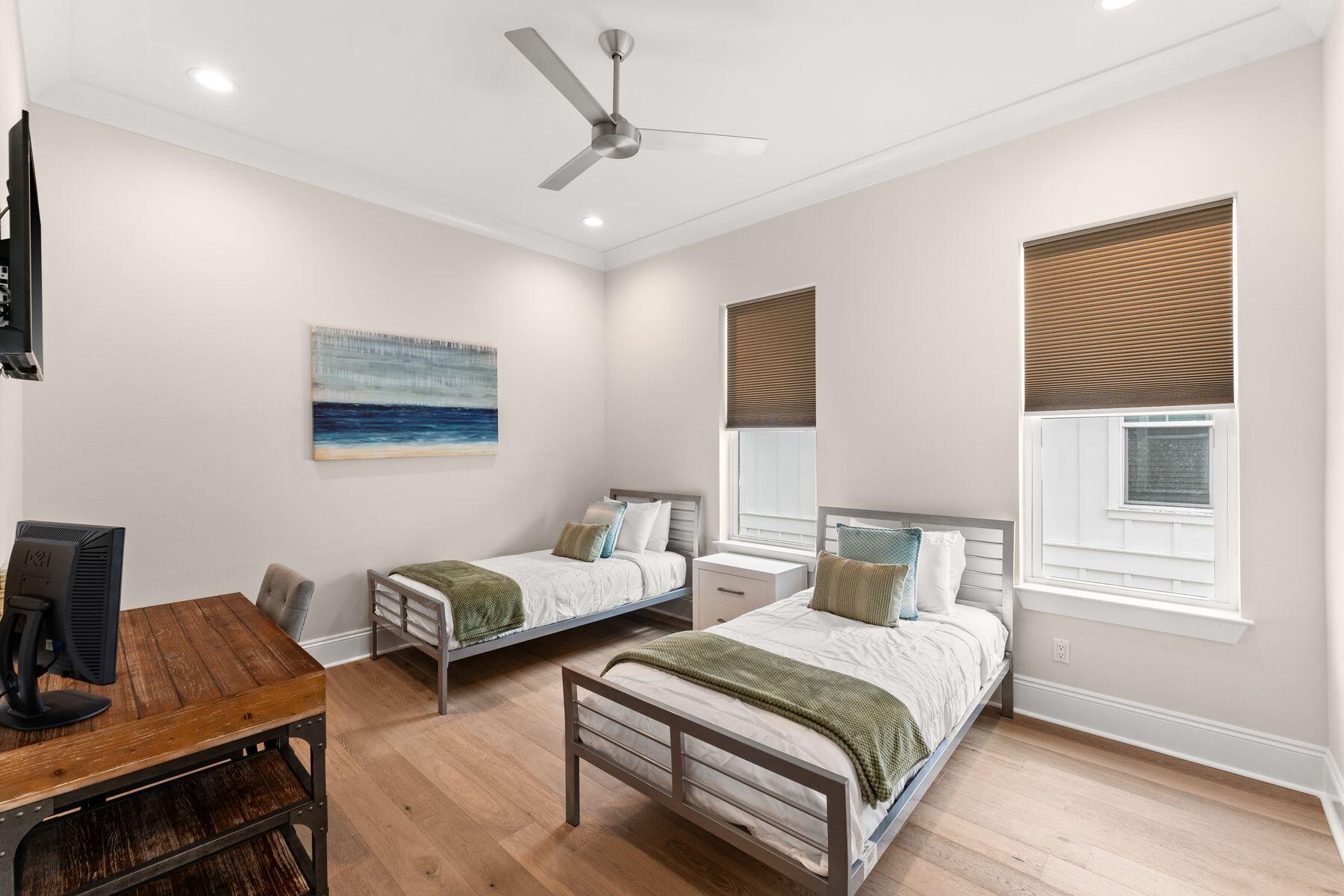 33 Sunset Key Court