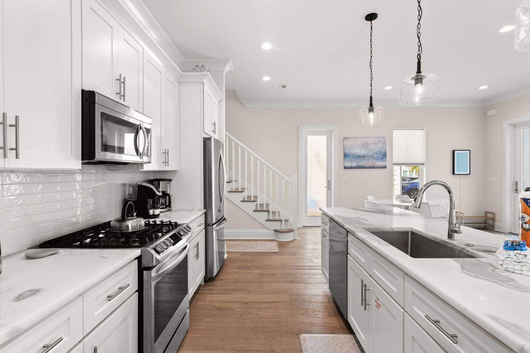 33 Sunset Key Court