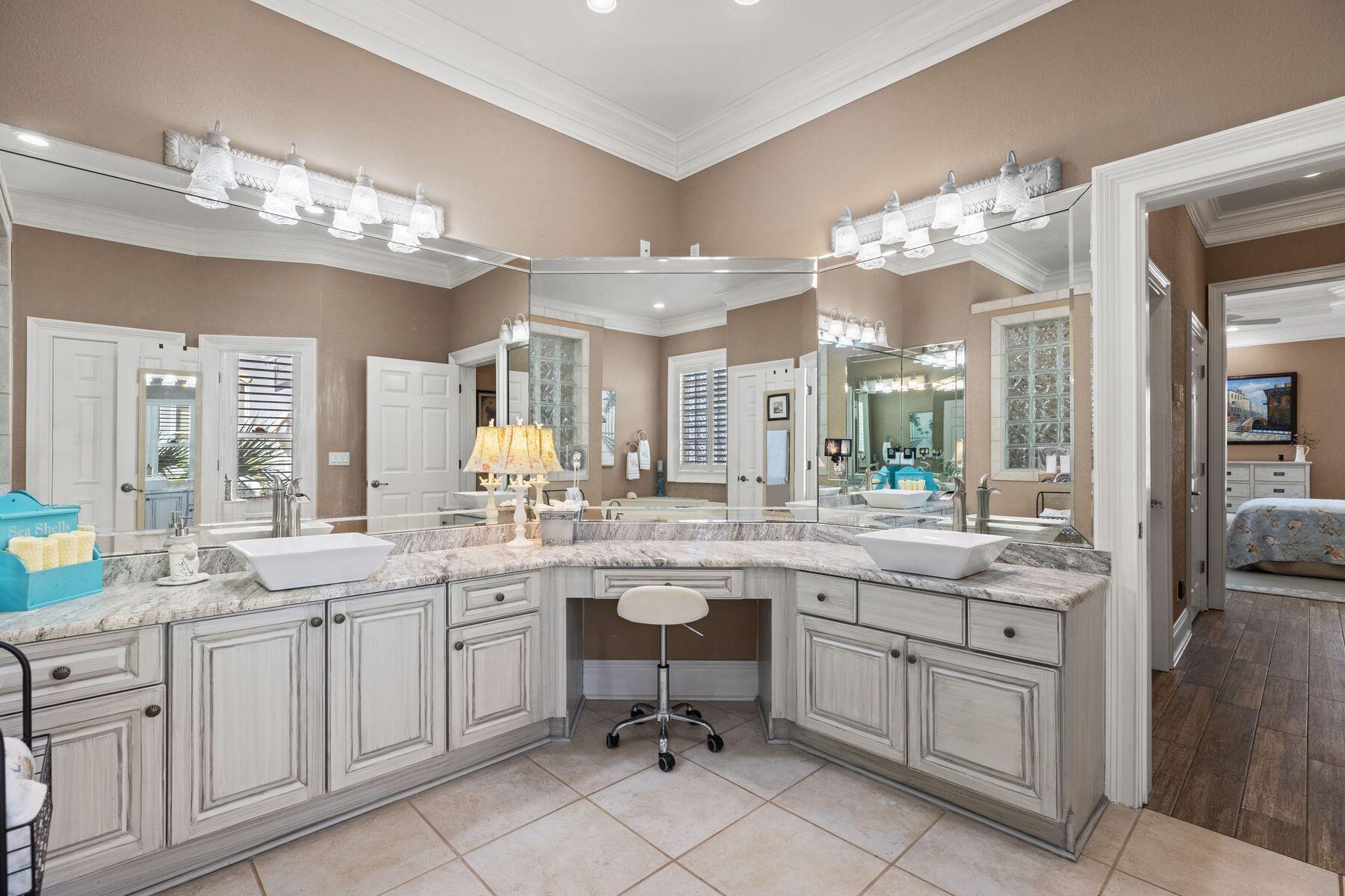 70 Siesta Bluff