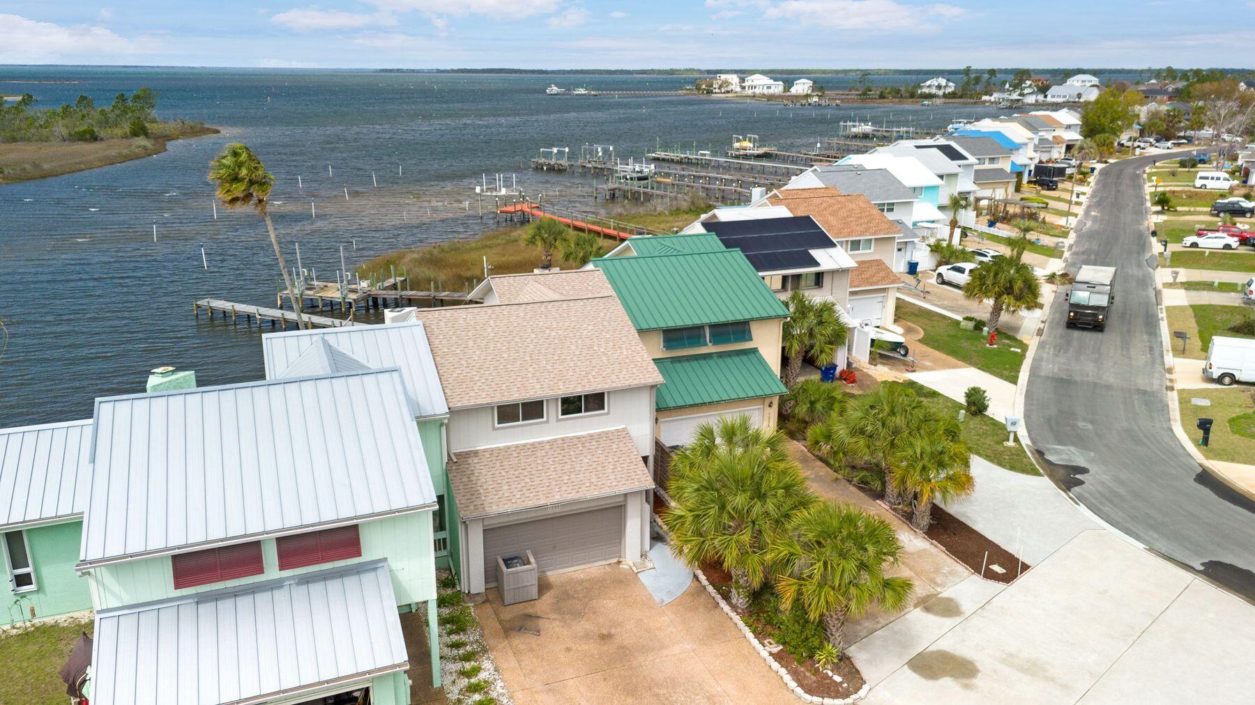 1233 Capri Drive