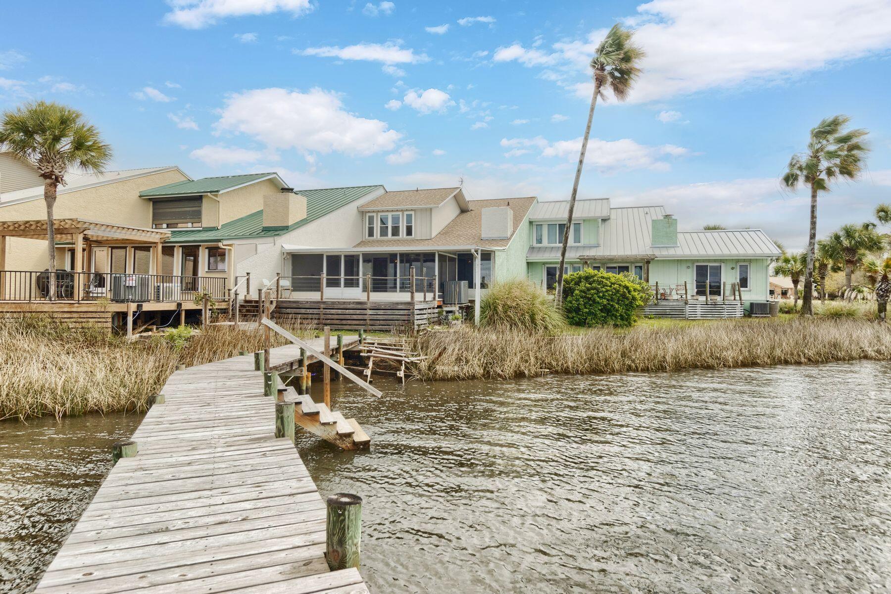 1233 Capri Drive