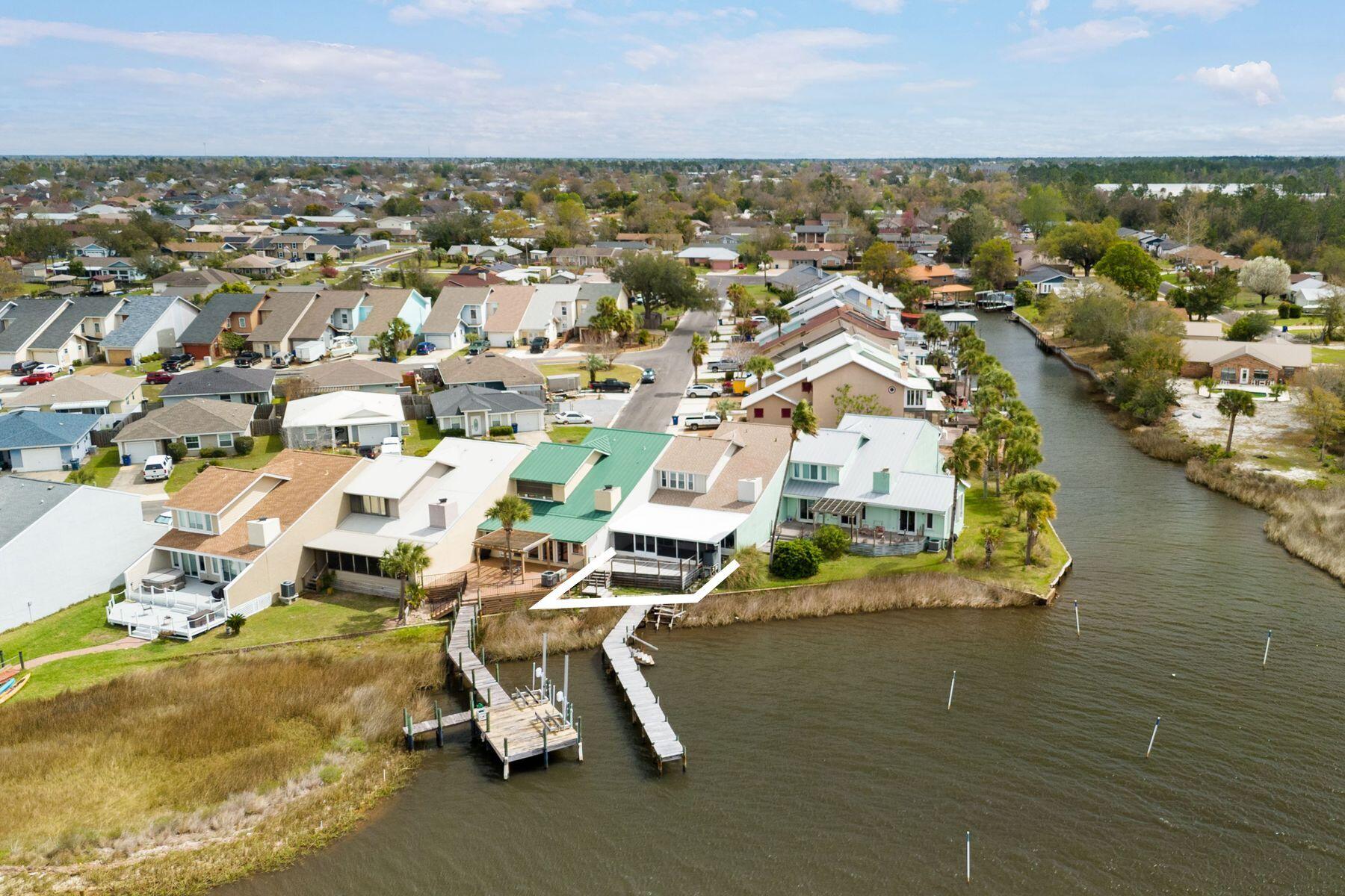 1233 Capri Drive