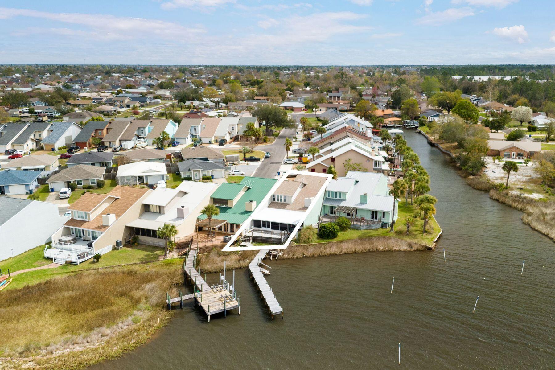 1233 Capri Drive