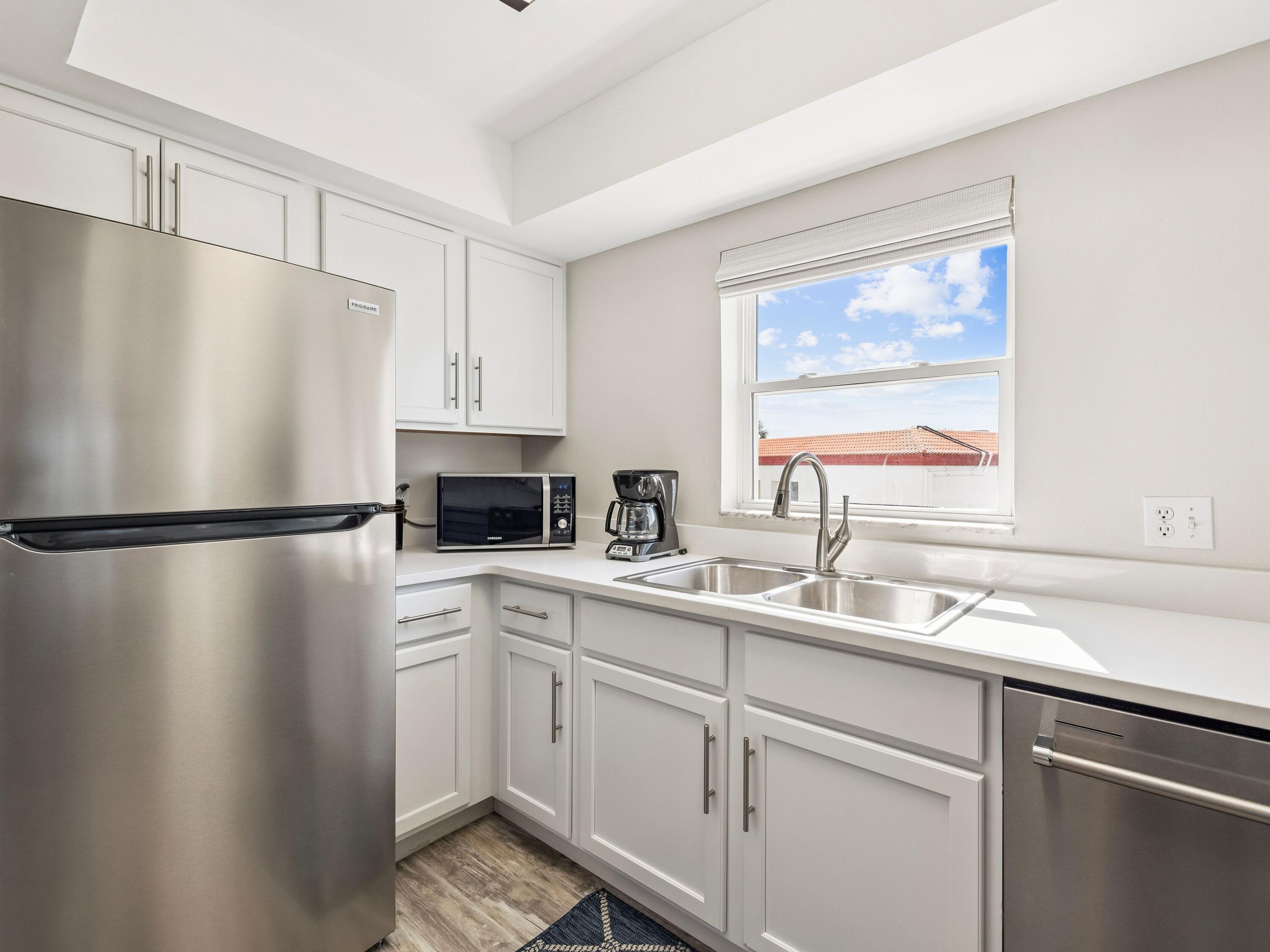 909 Santa Rosa Boulevard 530