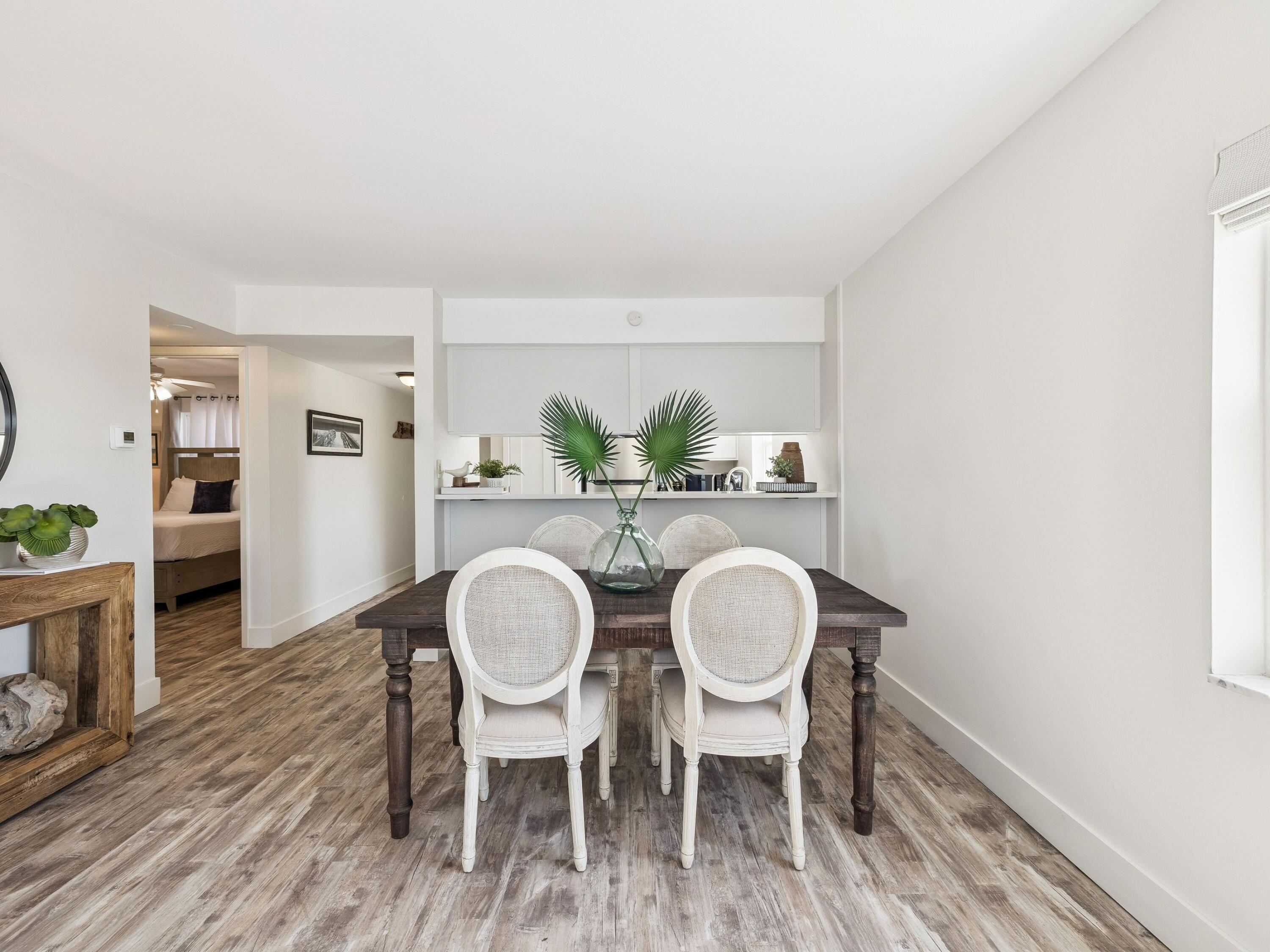 909 Santa Rosa Boulevard 530