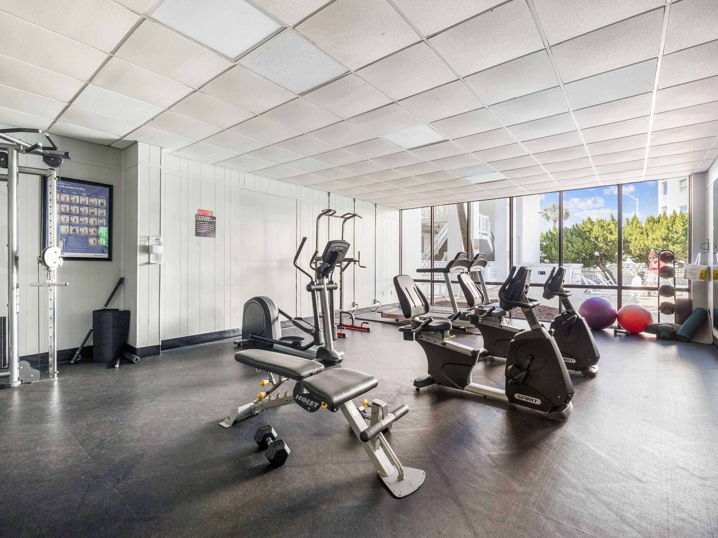 909 Santa Rosa Boulevard 530