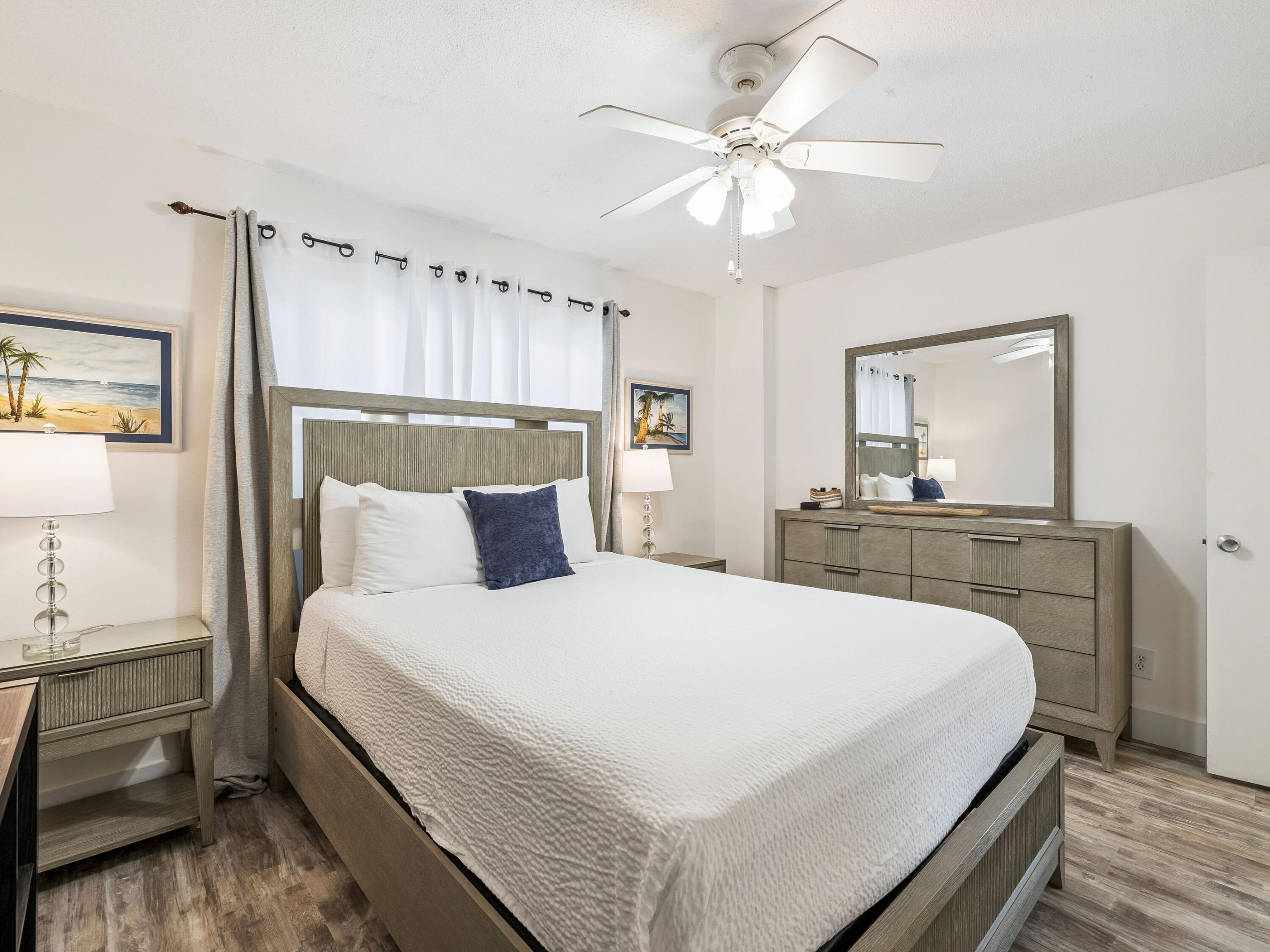 909 Santa Rosa Boulevard 530