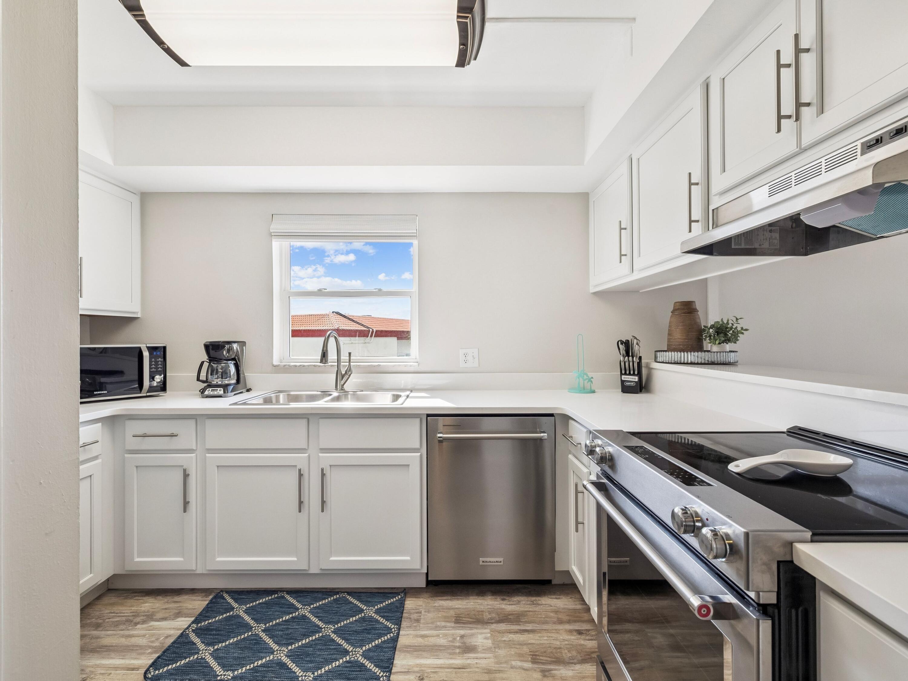 909 Santa Rosa Boulevard 530