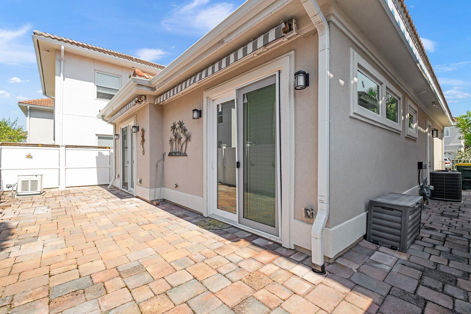 4707 Amhurst Circle