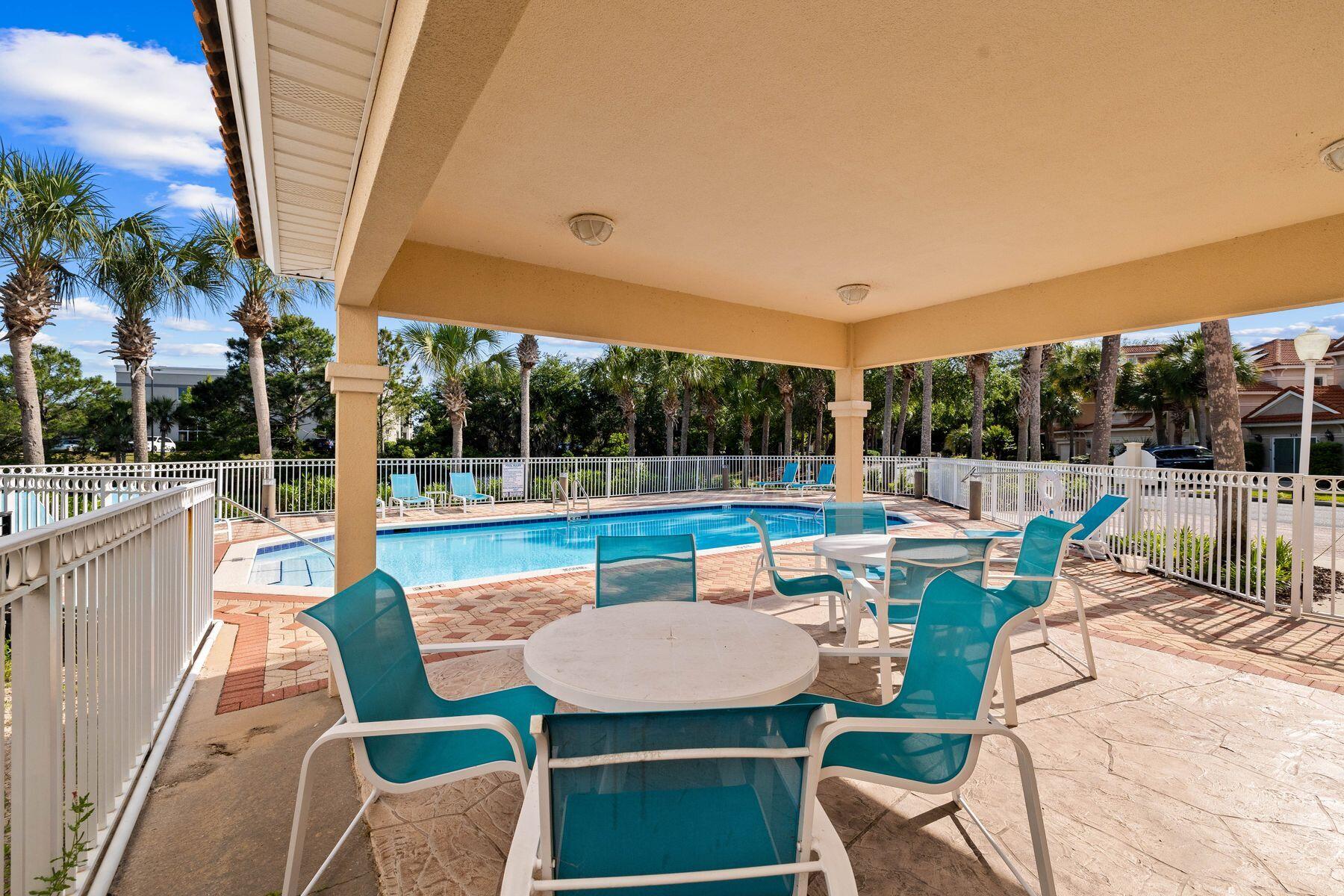 4707 Amhurst Circle