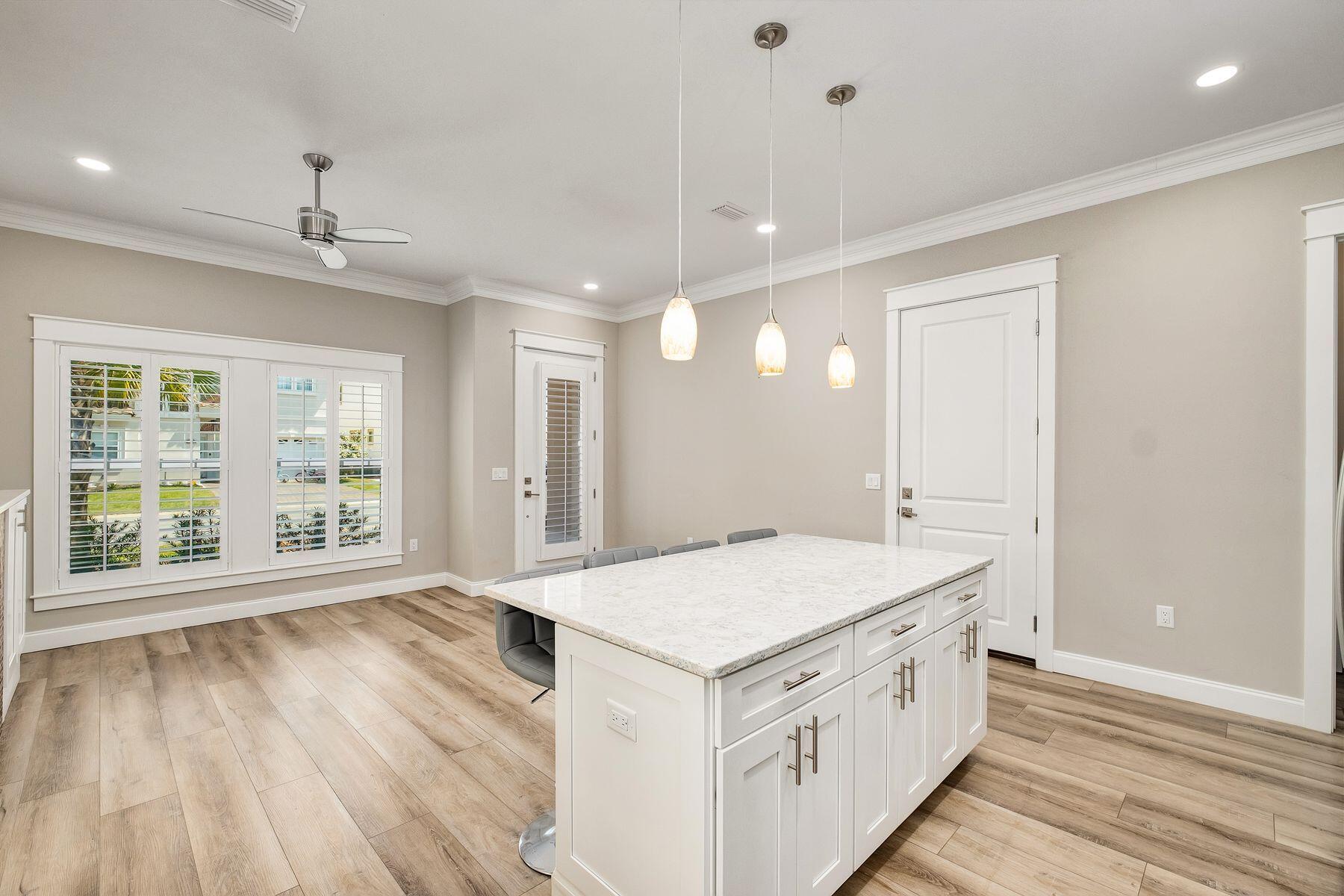 4707 Amhurst Circle