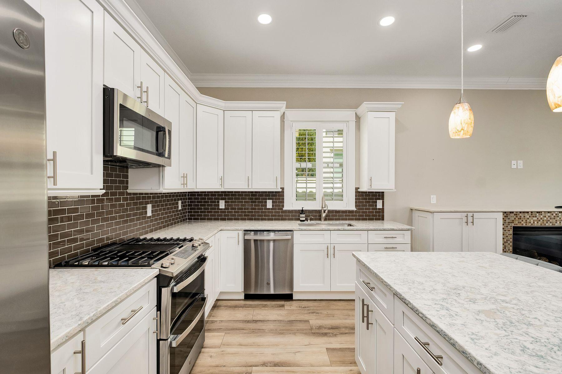 4707 Amhurst Circle