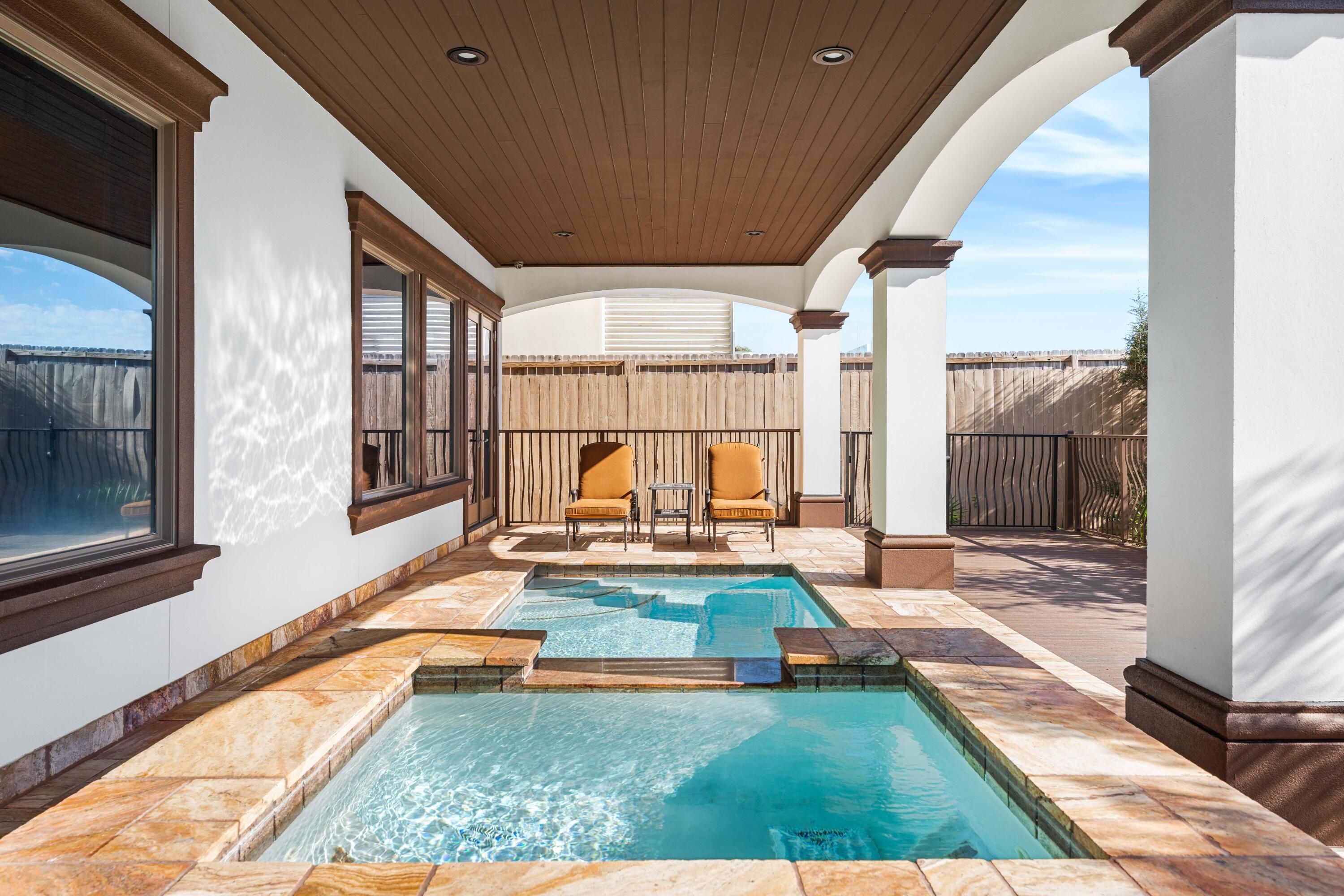 107 Elysee Court