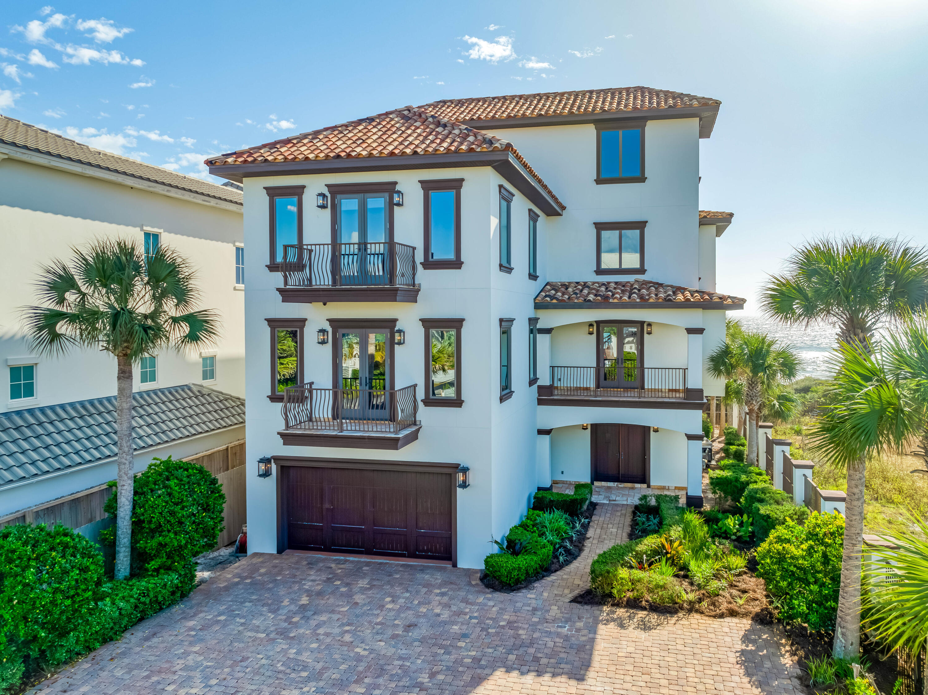107 Elysee Court
