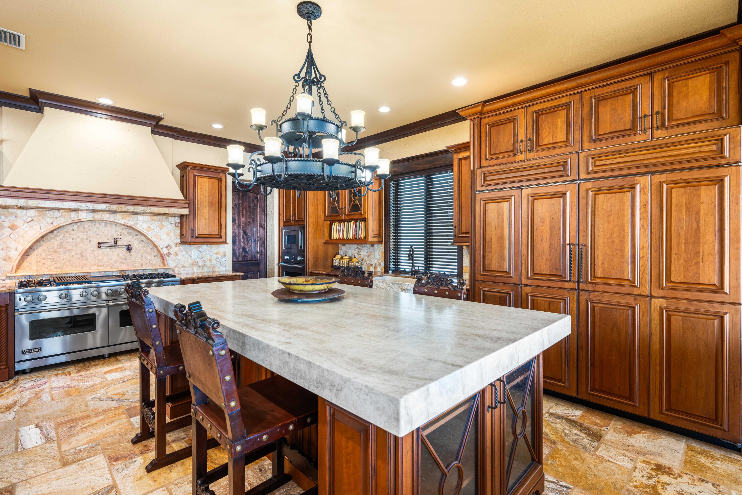 107 Elysee Court