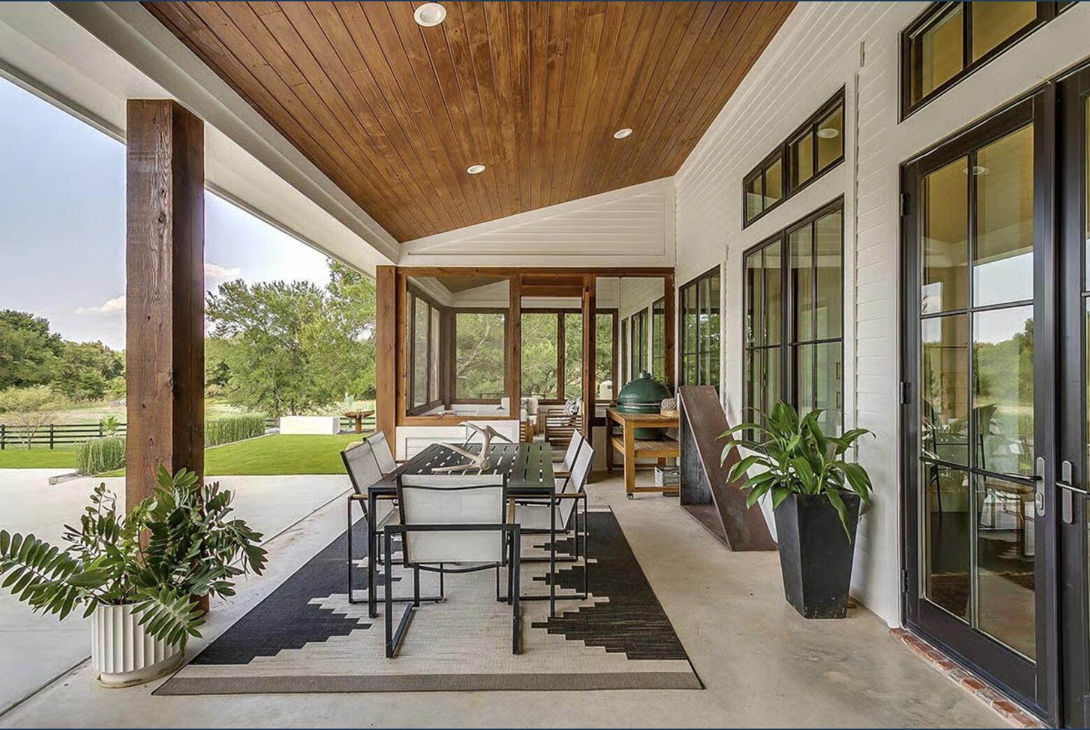 40 Acres Waverly Orchard Circle