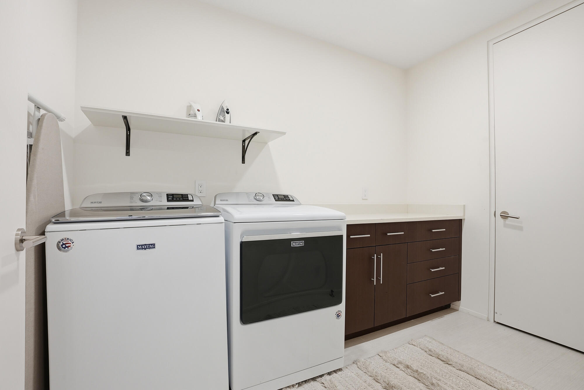 2743 E County Highway 30A UNIT 303