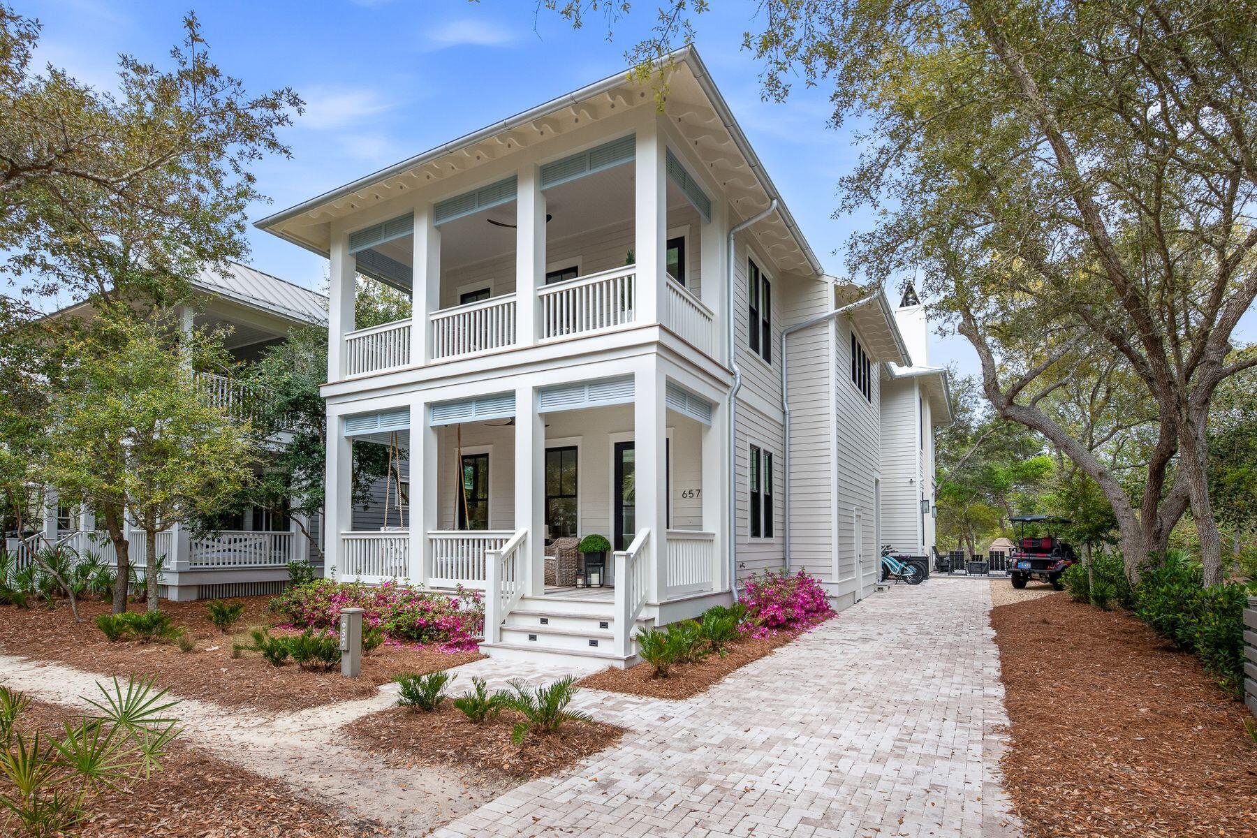 657 Western Lake Drive