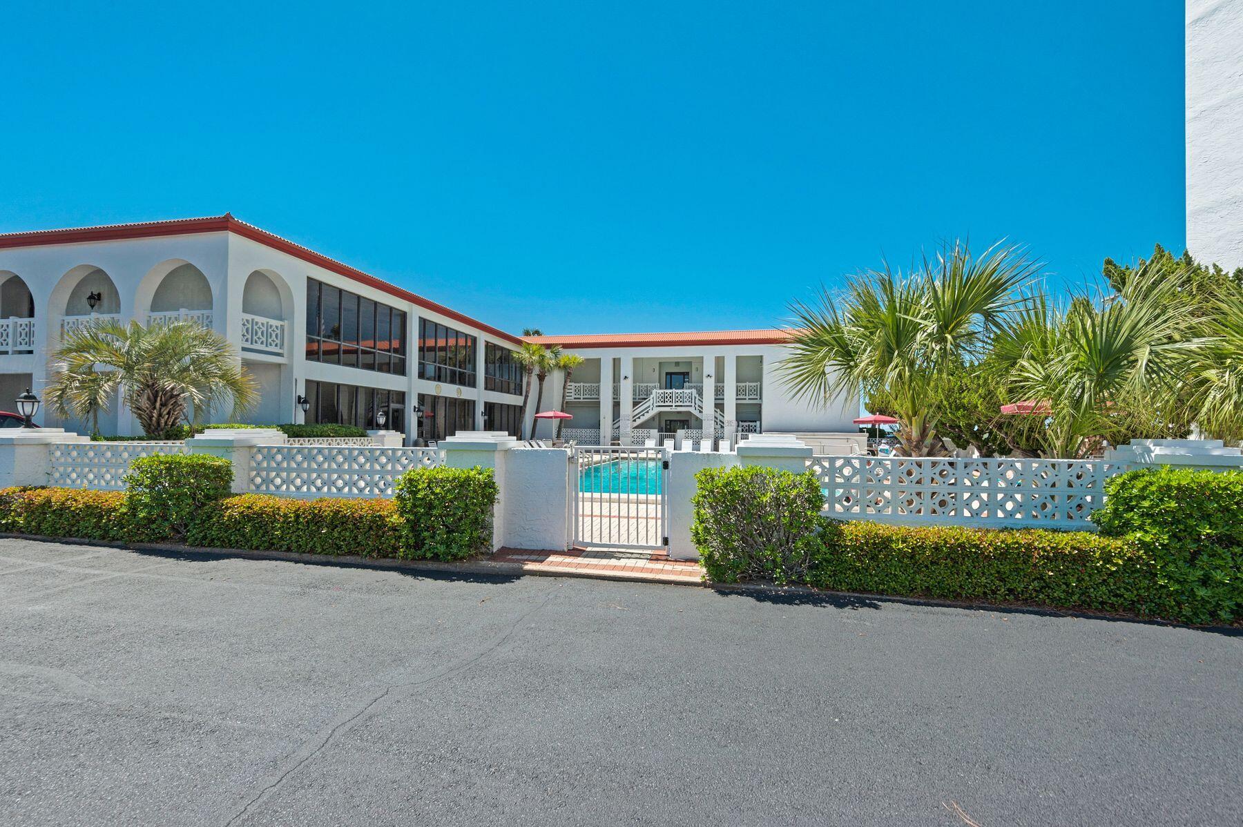 909 Santa Rosa Boulevard 626