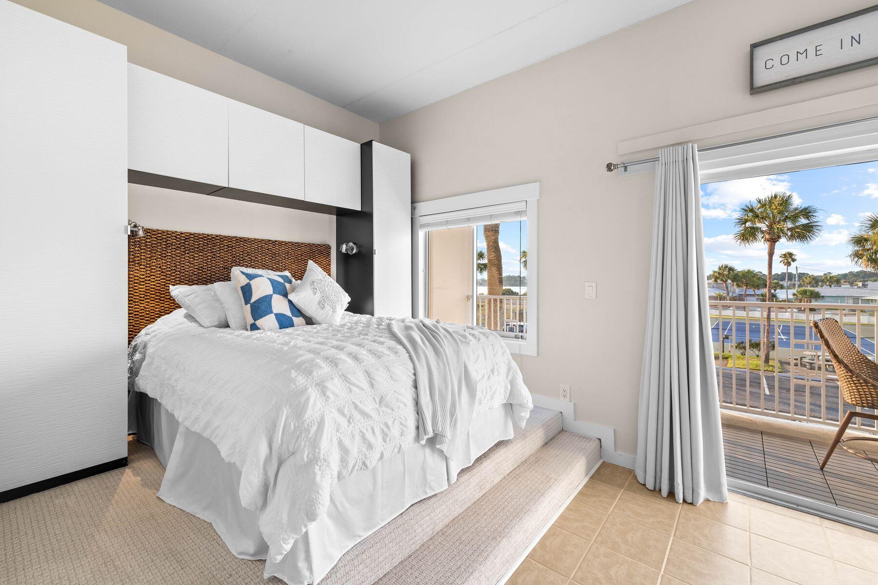 909 Santa Rosa Boulevard 626