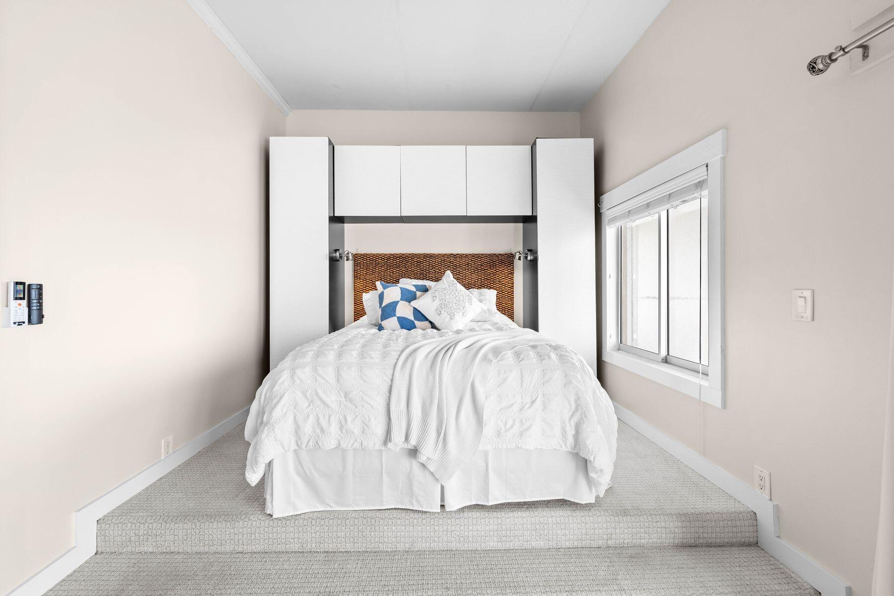 909 Santa Rosa Boulevard 626