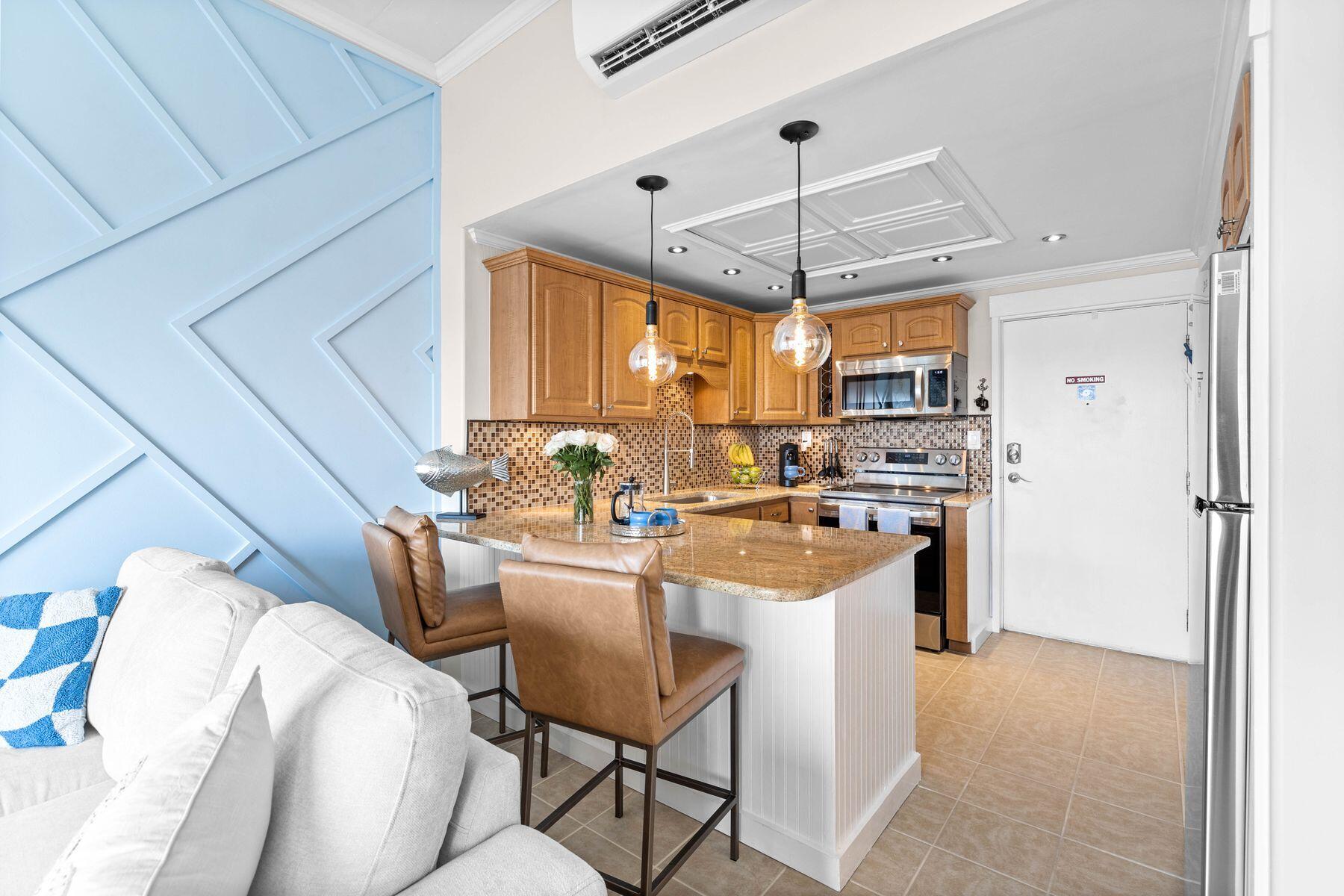 909 Santa Rosa Boulevard 626
