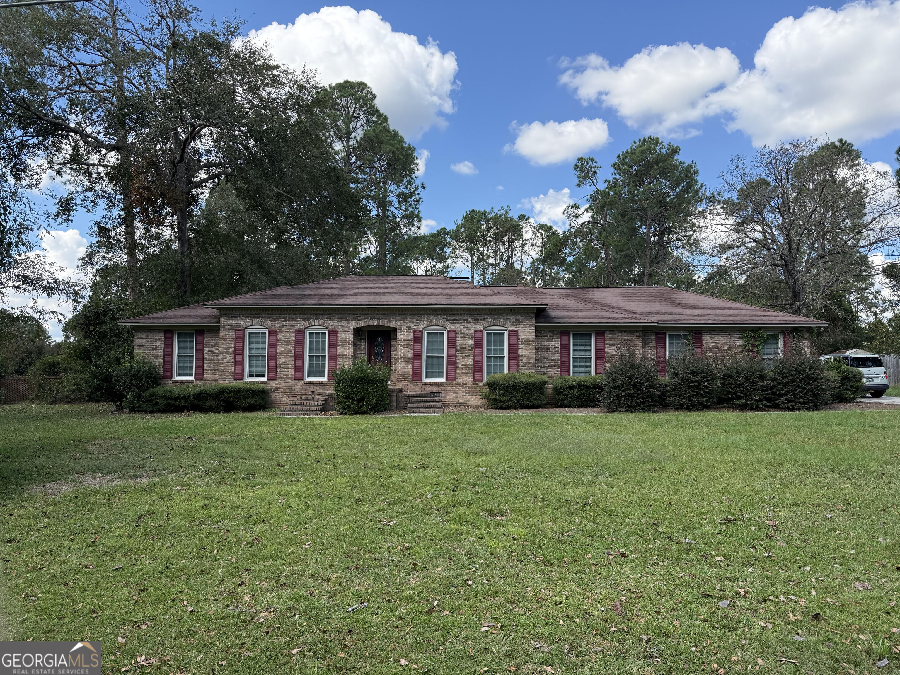 53 Golf Club Cir