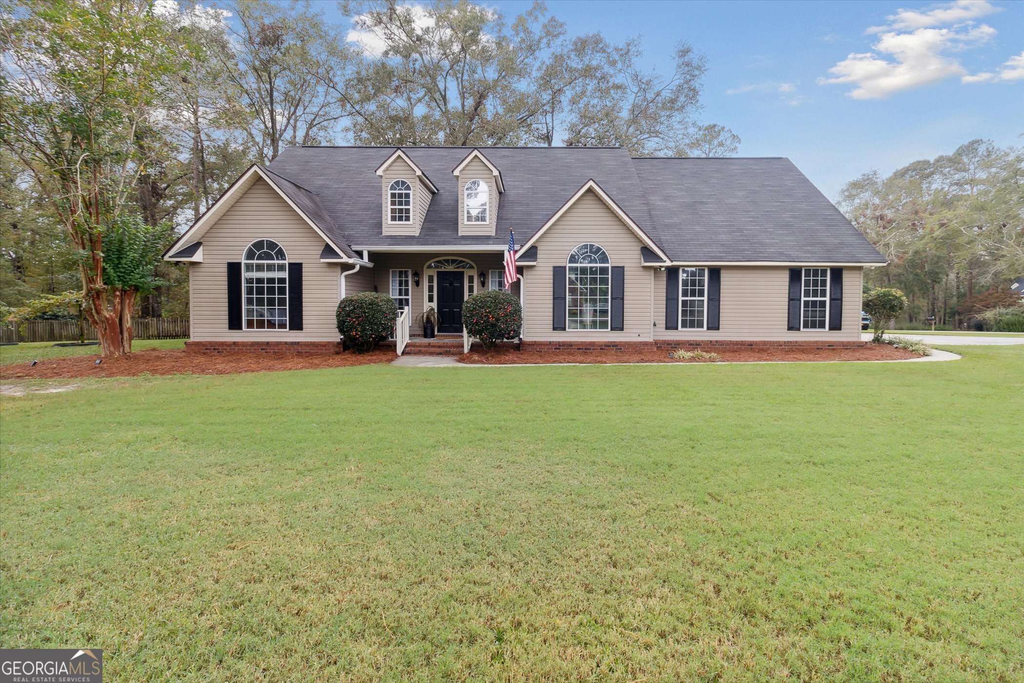 2200 W Crabapple Court