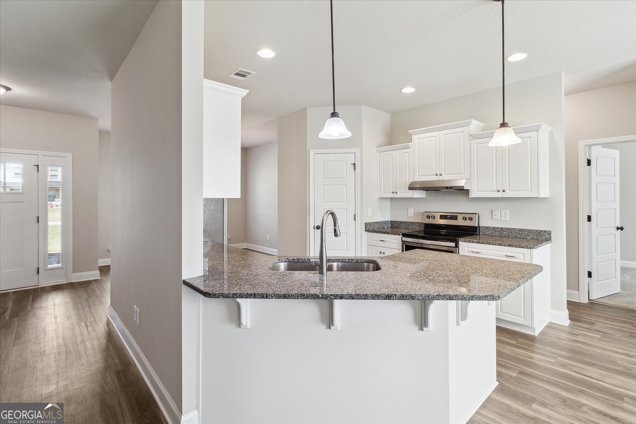 504 Heatherwood Drive