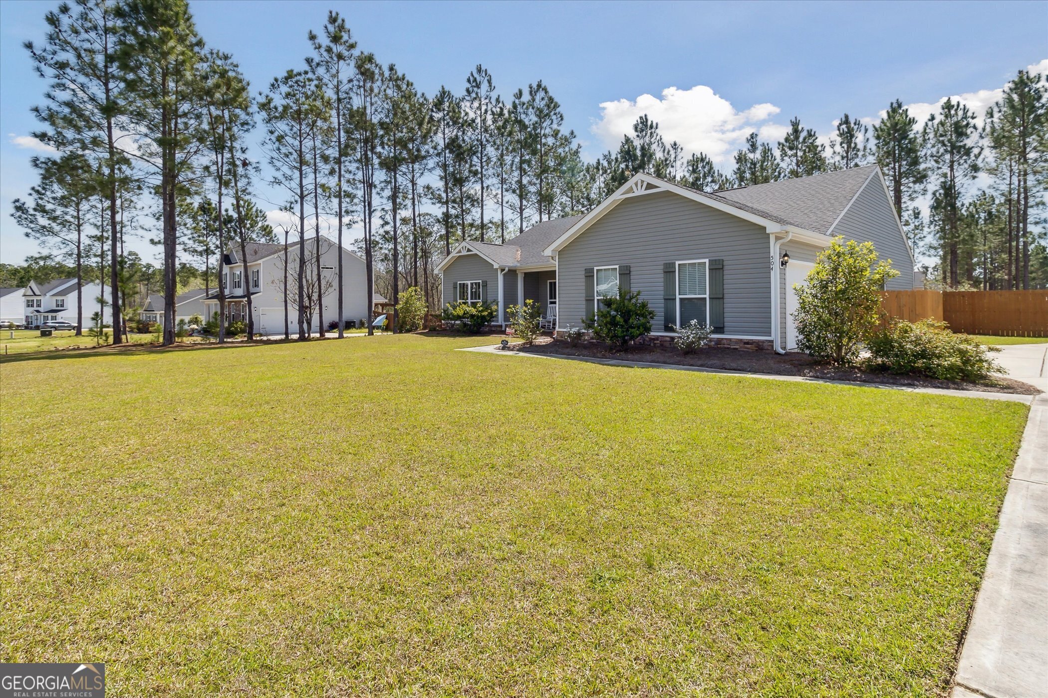 504 Heatherwood Drive