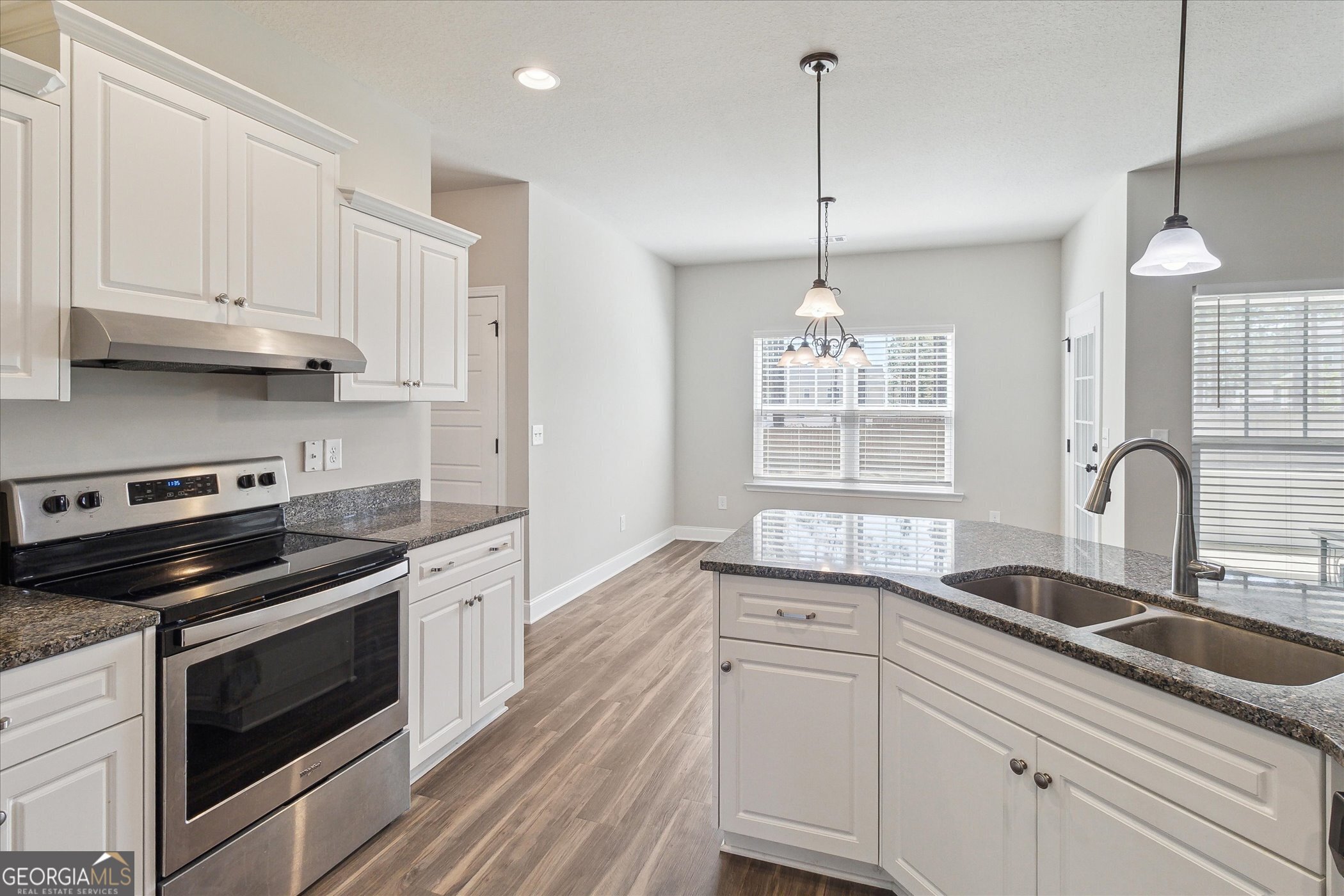 504 Heatherwood Drive