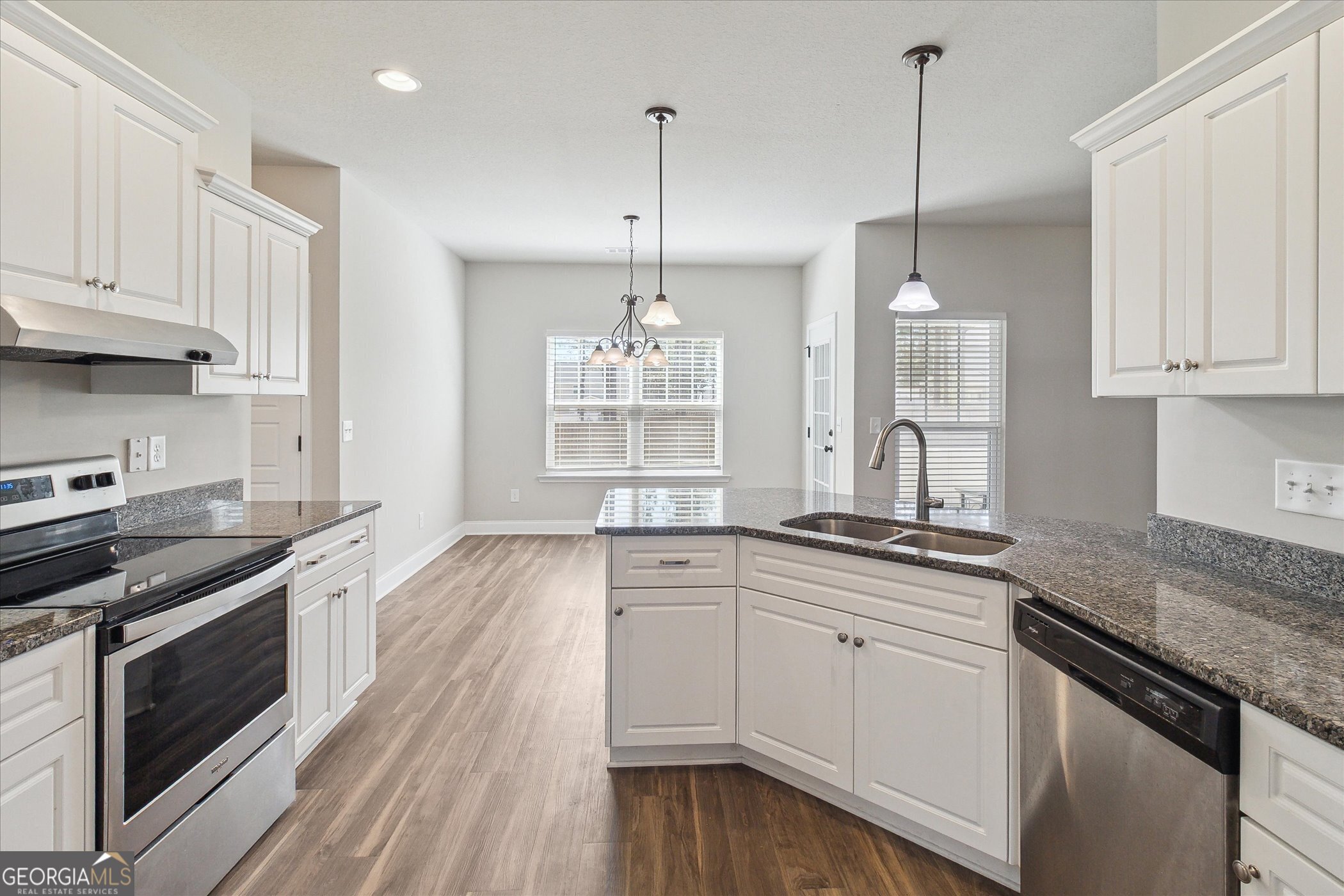 504 Heatherwood Drive