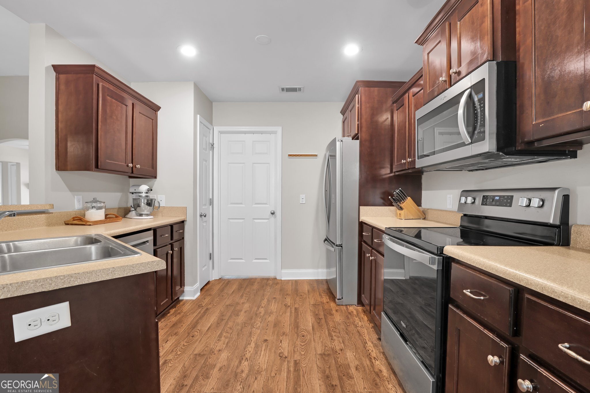604 Hampstead