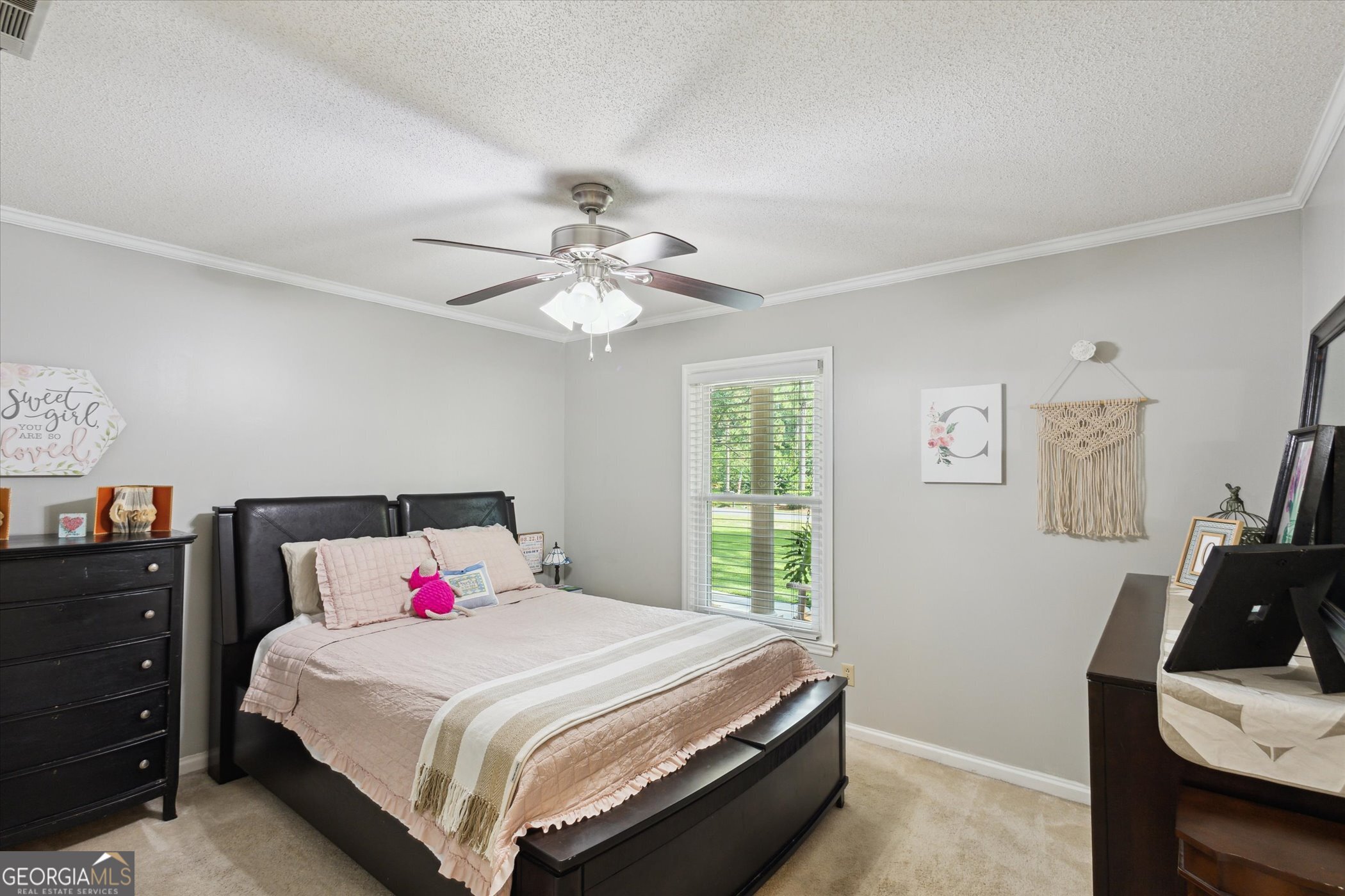 104 Lakeside Court