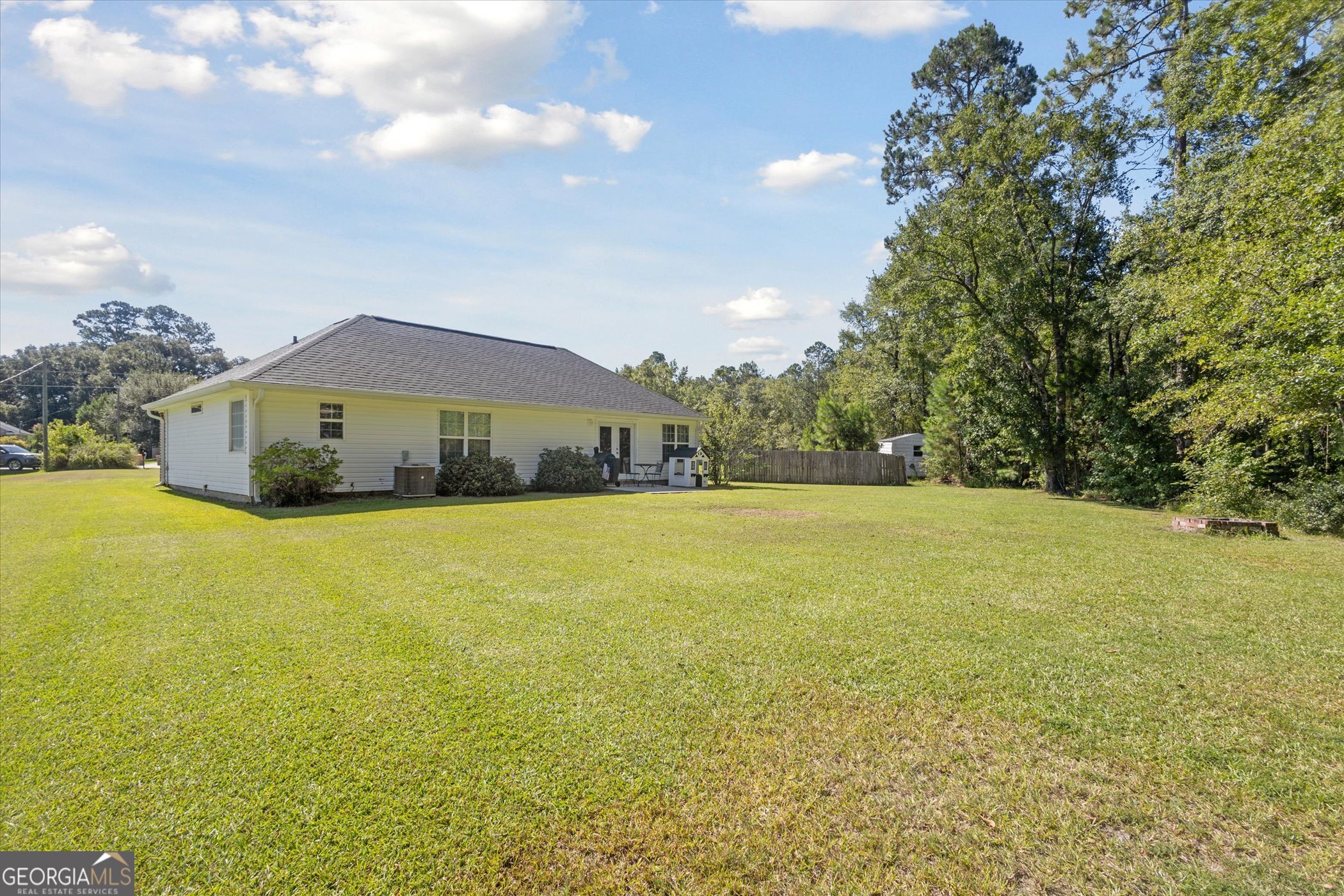 30 Farmers Circle