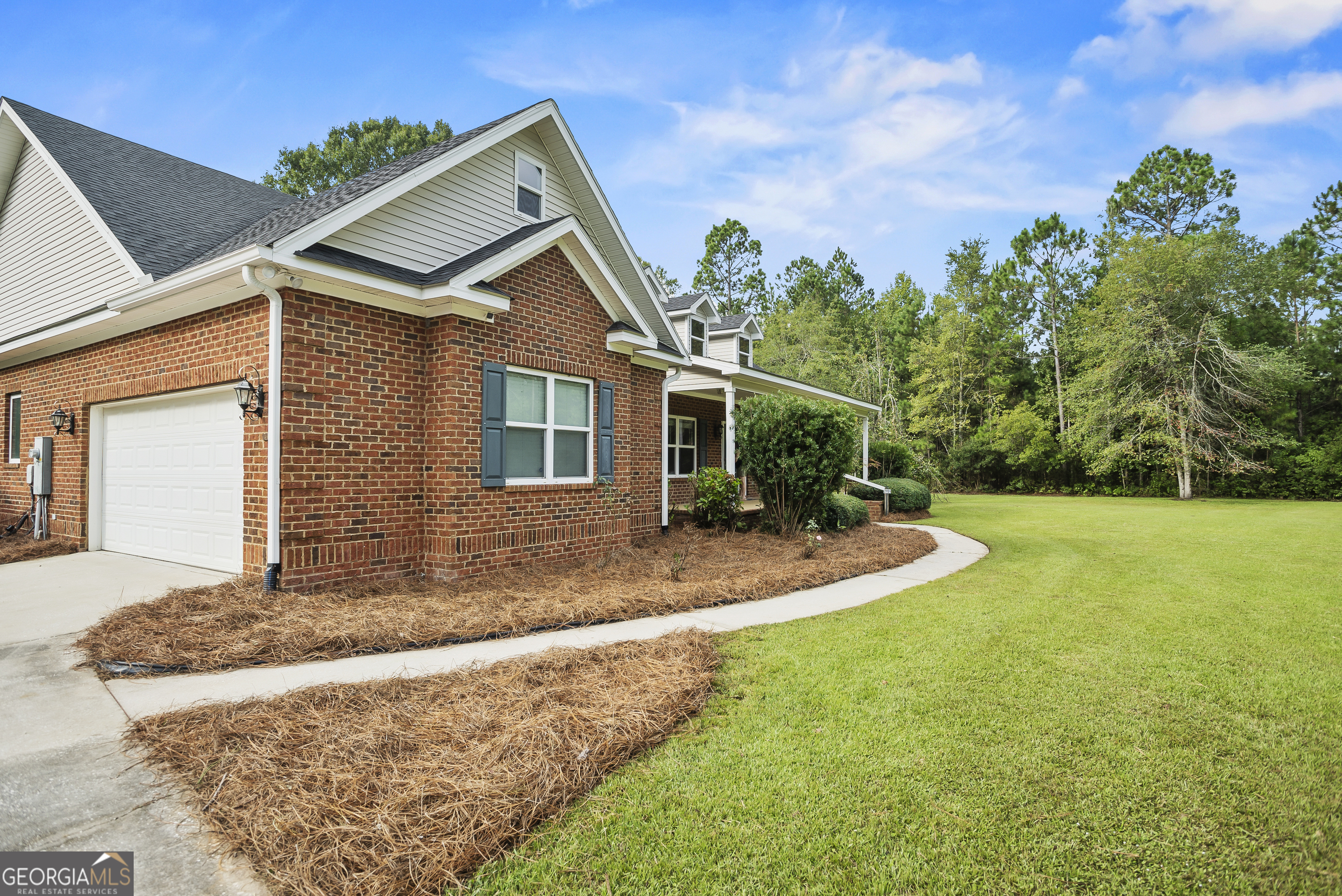 2101 Hendrix Rd