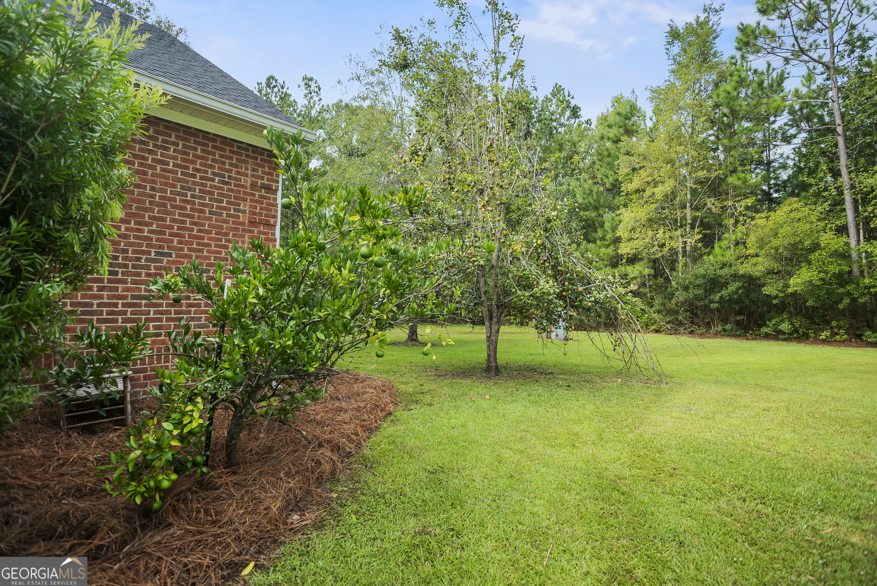 2101 Hendrix Rd