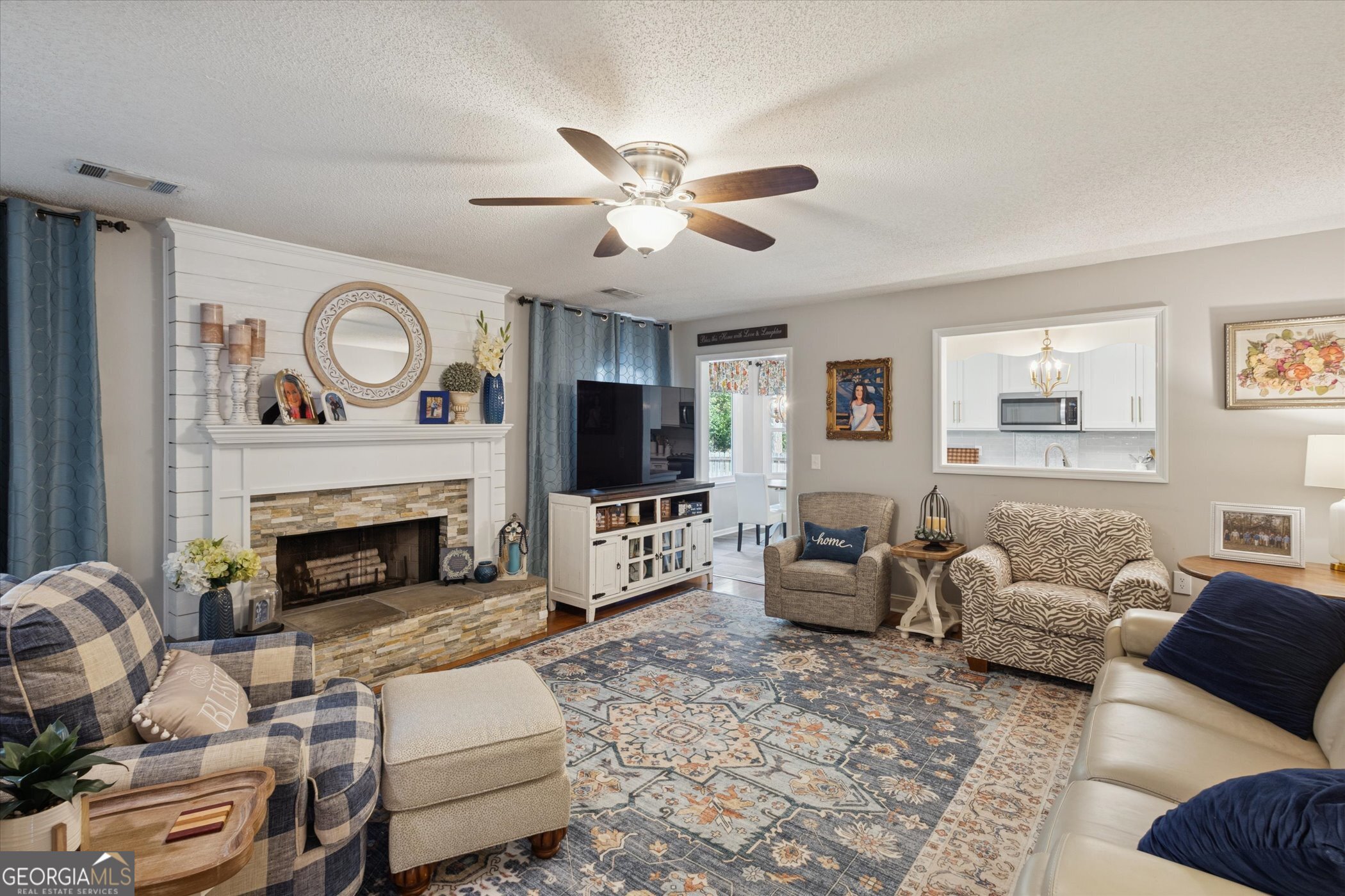 203 Magnolia Place