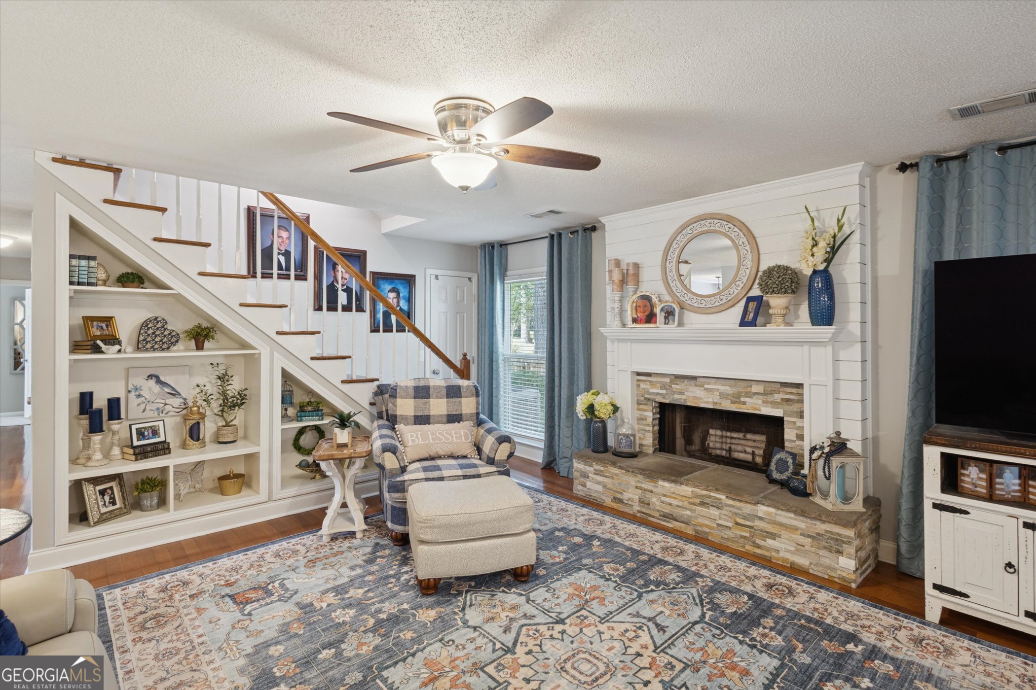 203 Magnolia Place