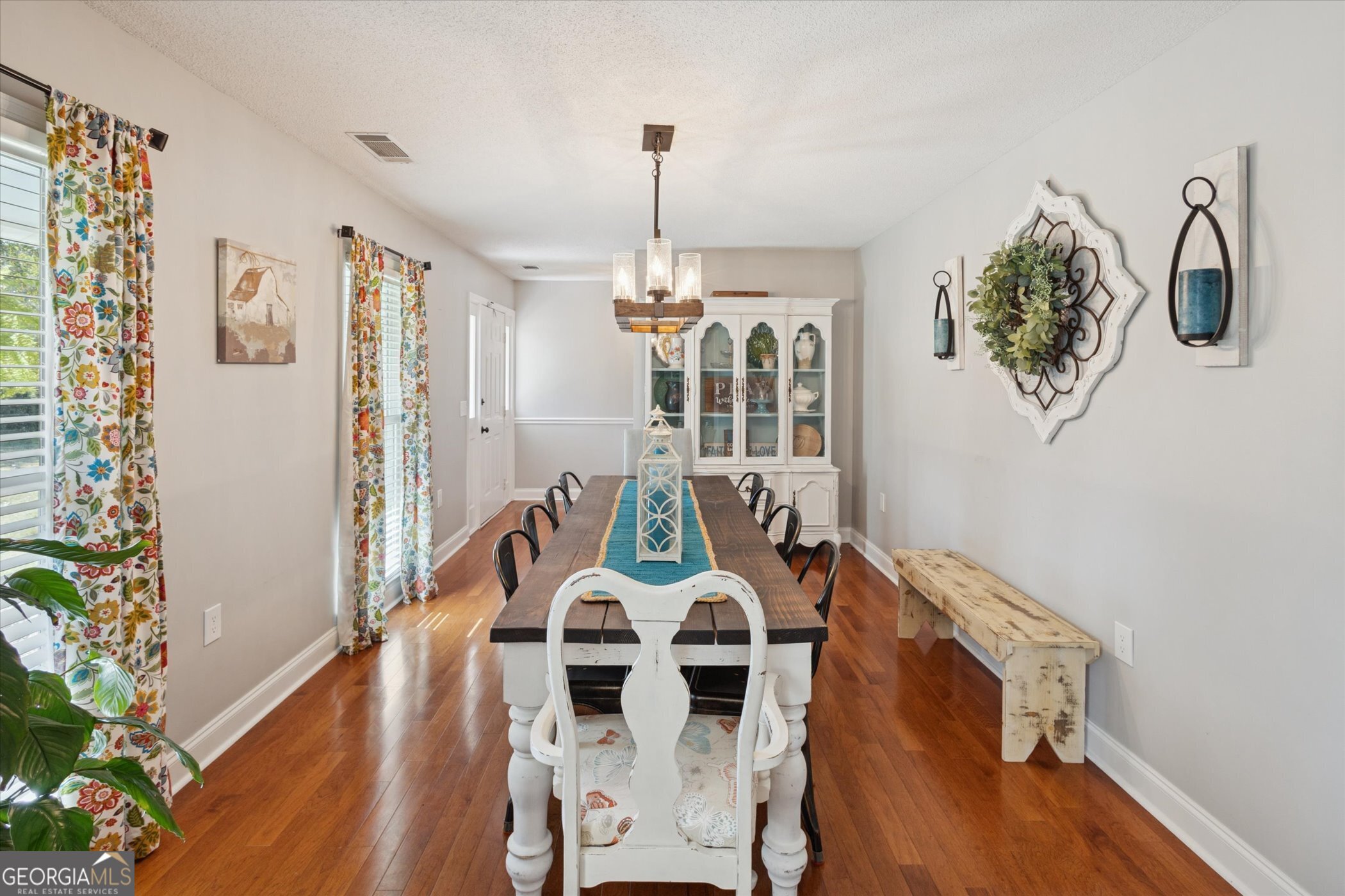 203 Magnolia Place