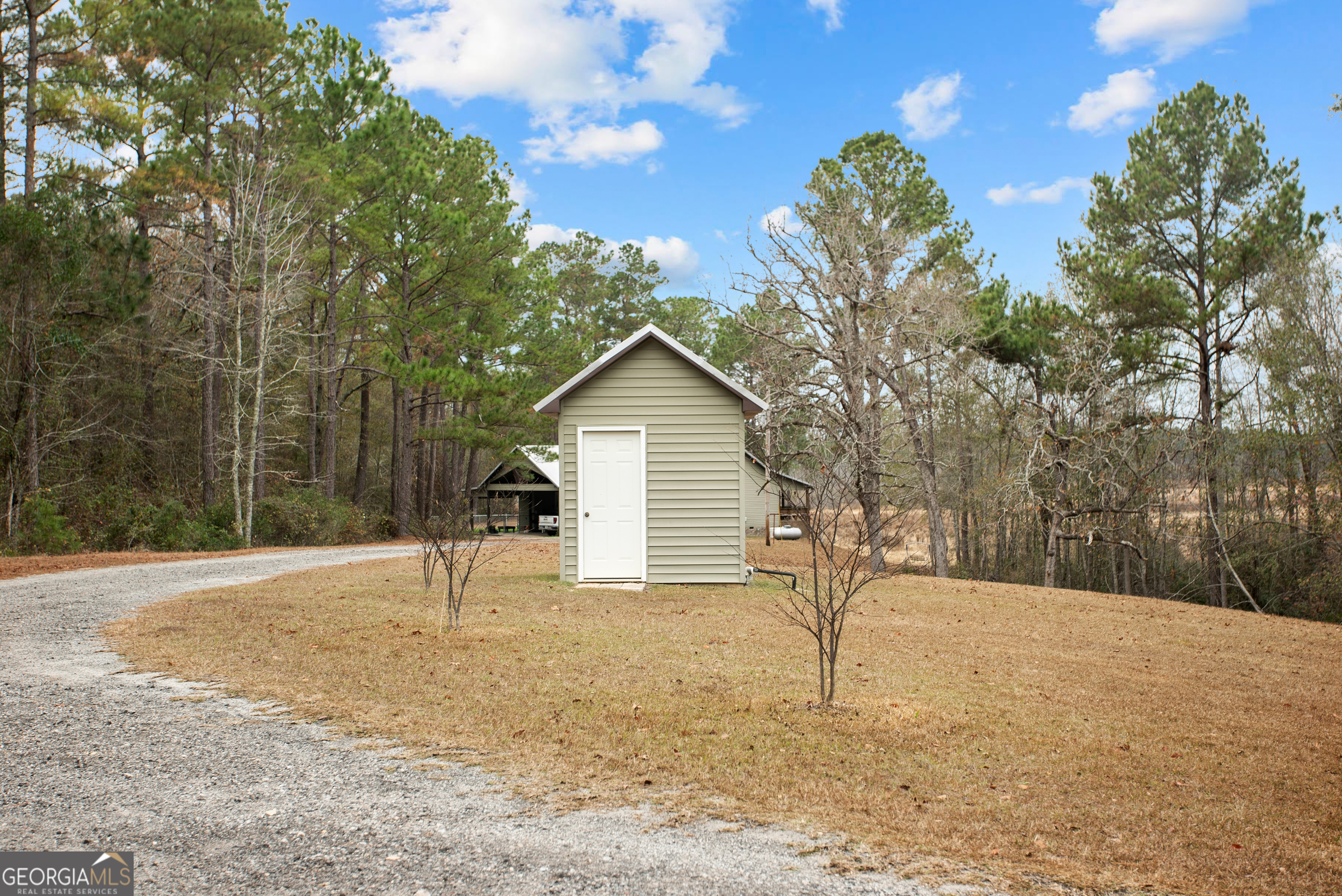 418 Oglesby Pond Lane