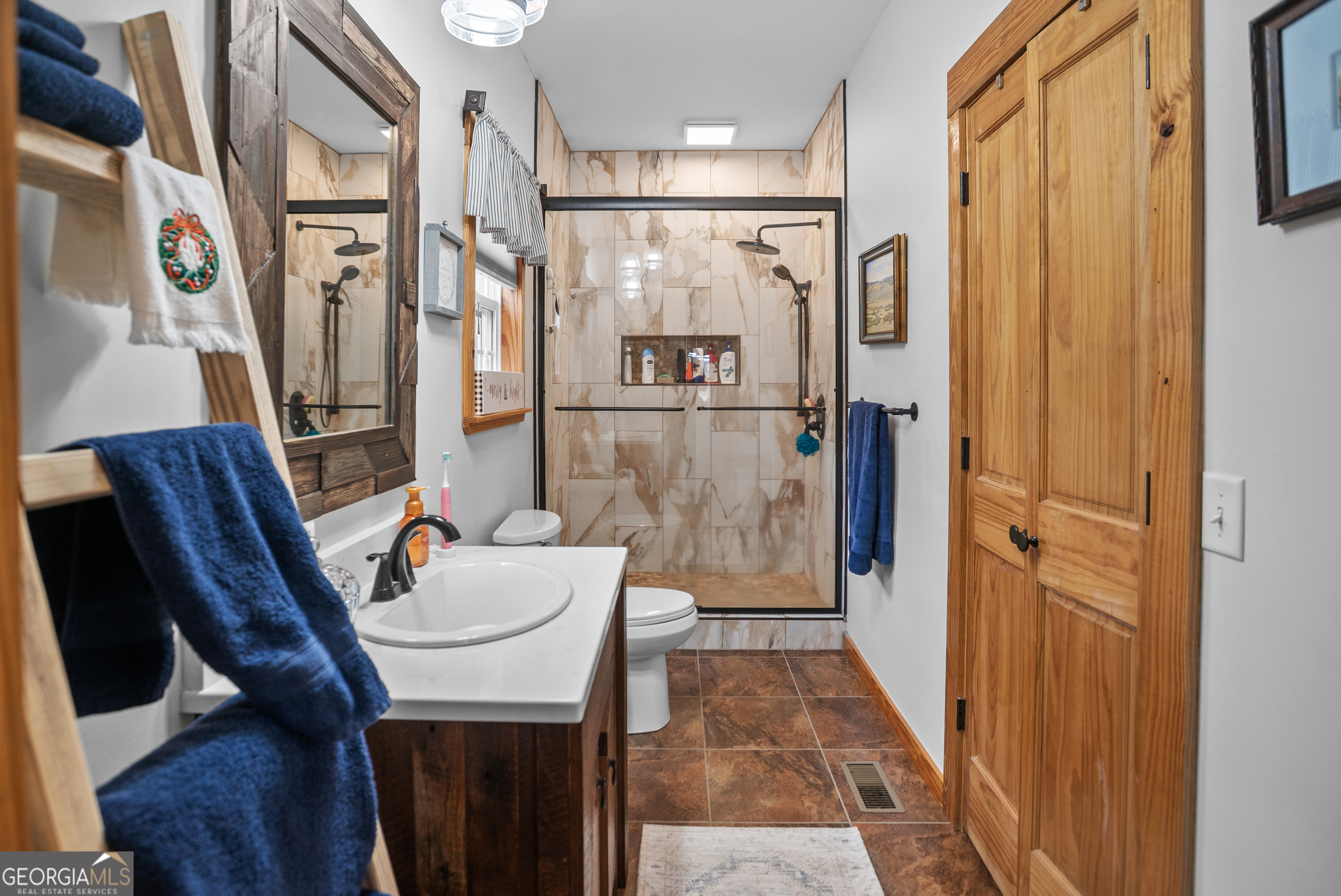 418 Oglesby Pond Lane