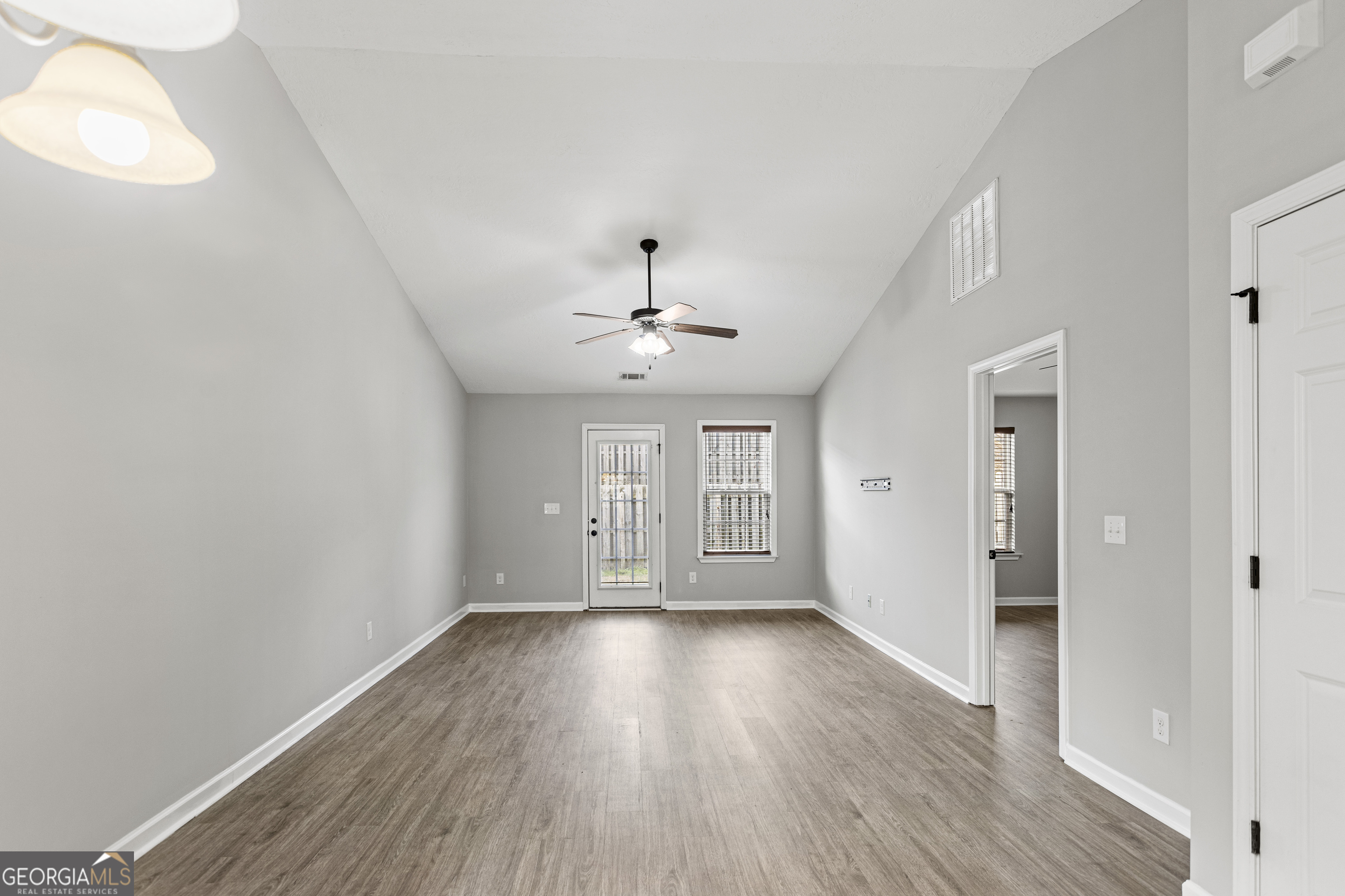 233 Sunview Drive
