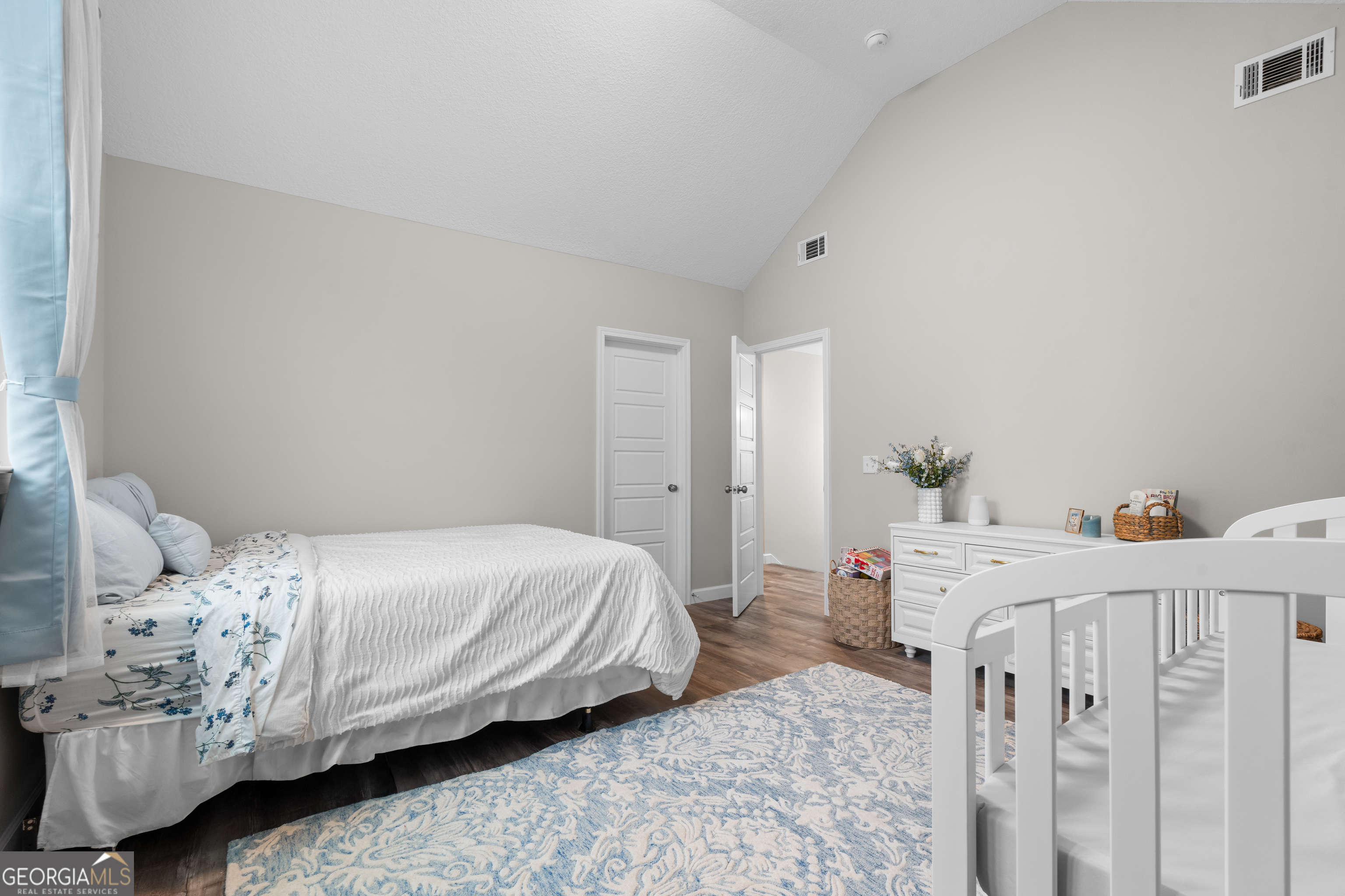 199 NE Flowers Spur Road