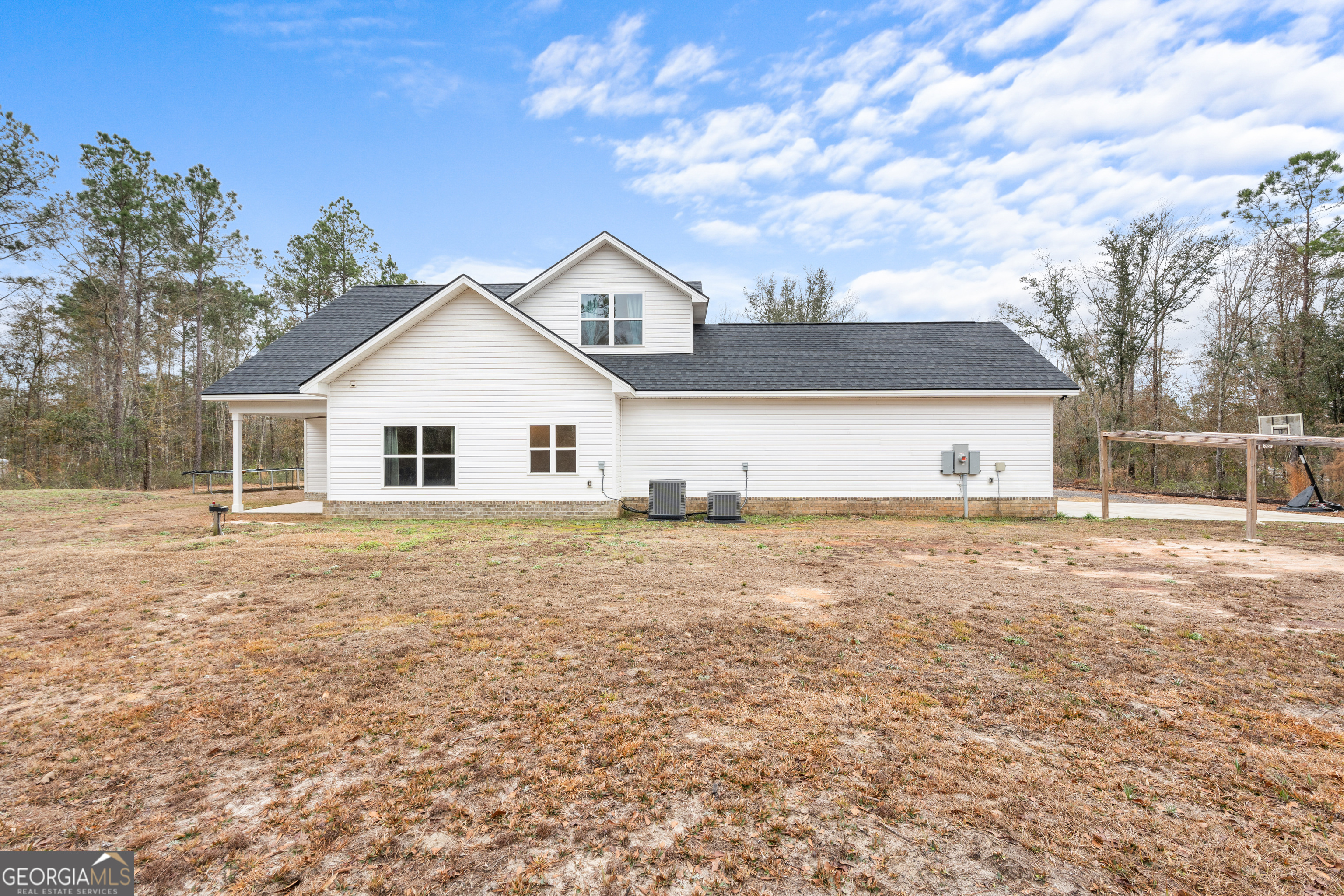 199 NE Flowers Spur Road