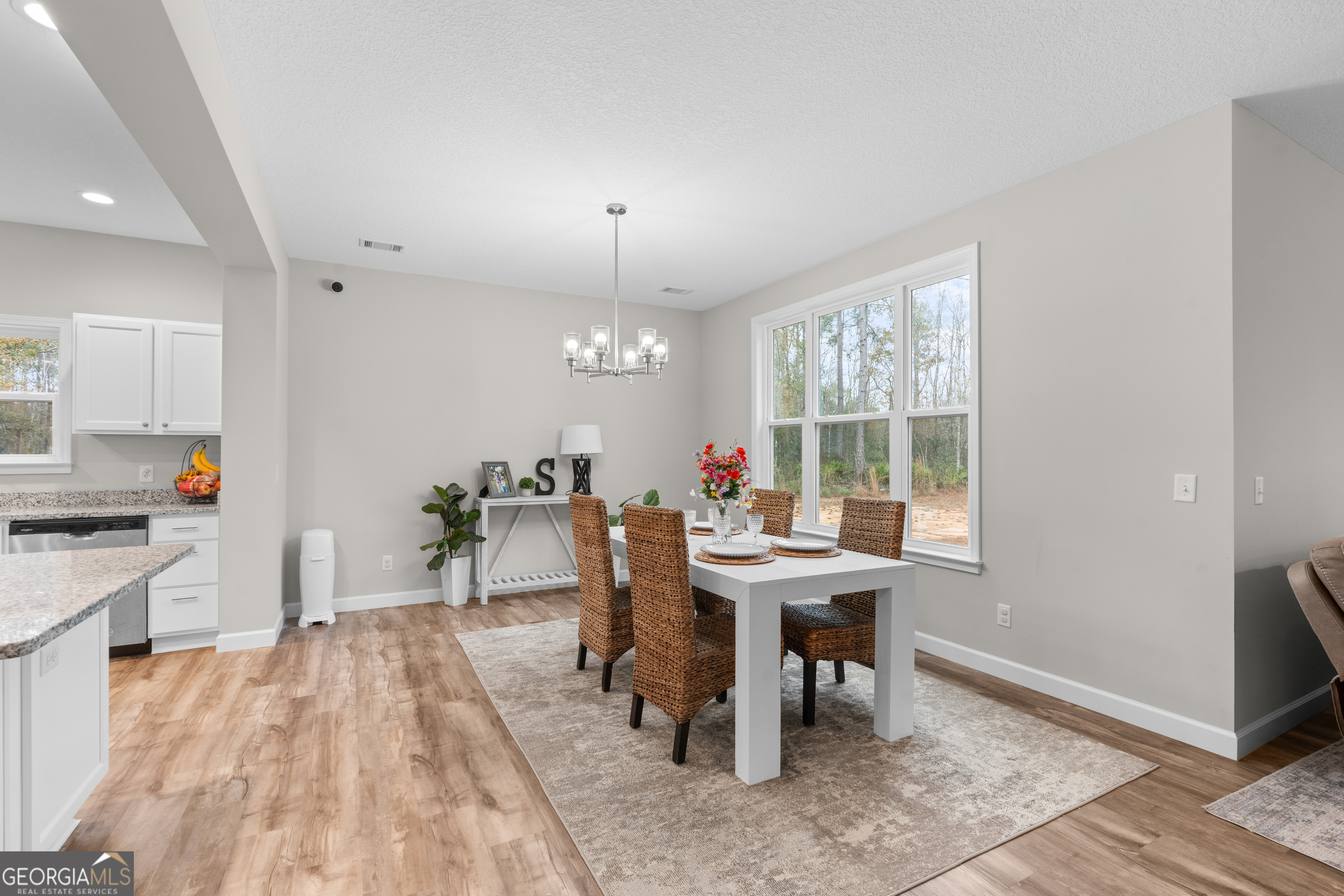 199 NE Flowers Spur Road