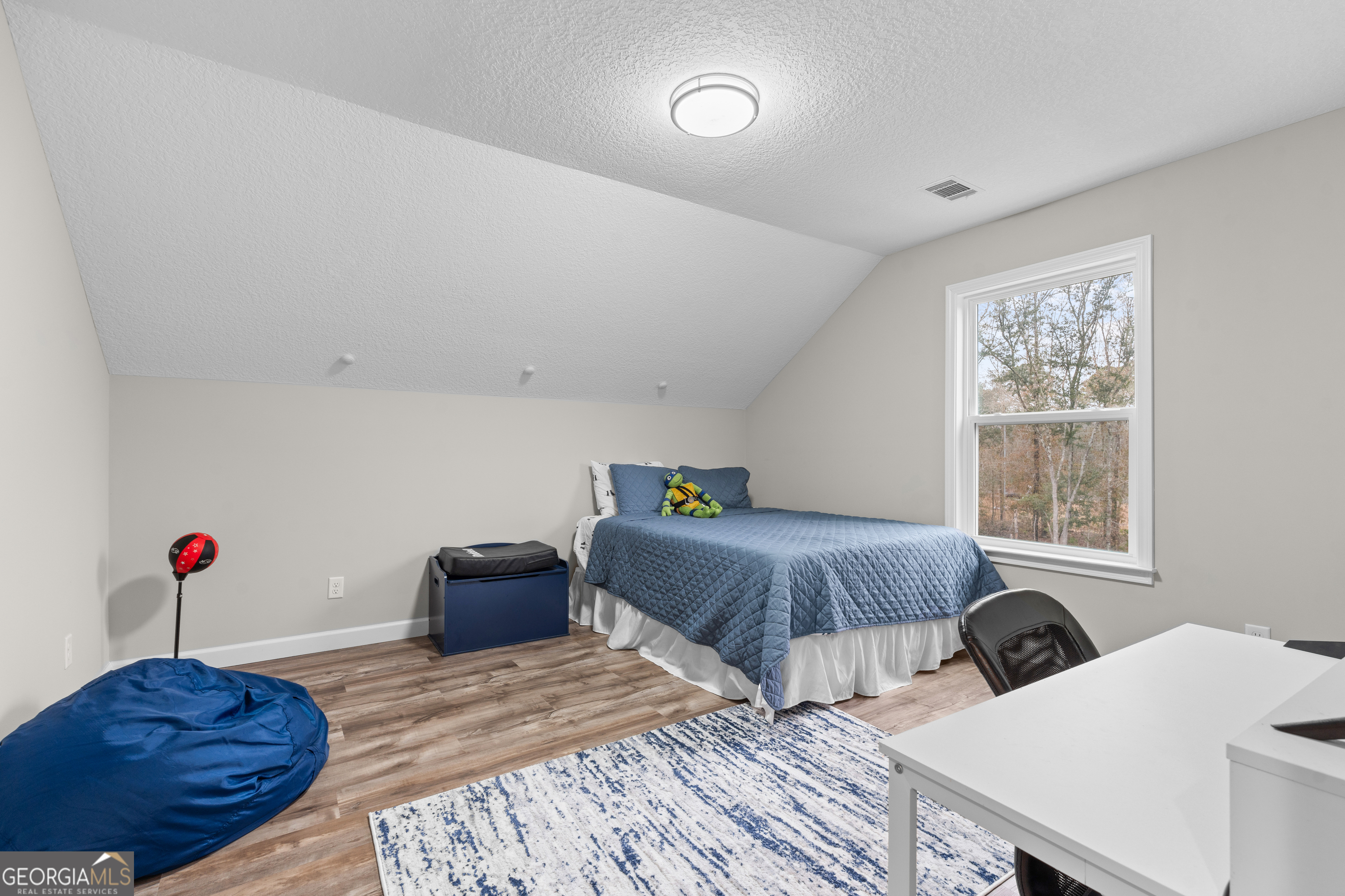 199 NE Flowers Spur Road