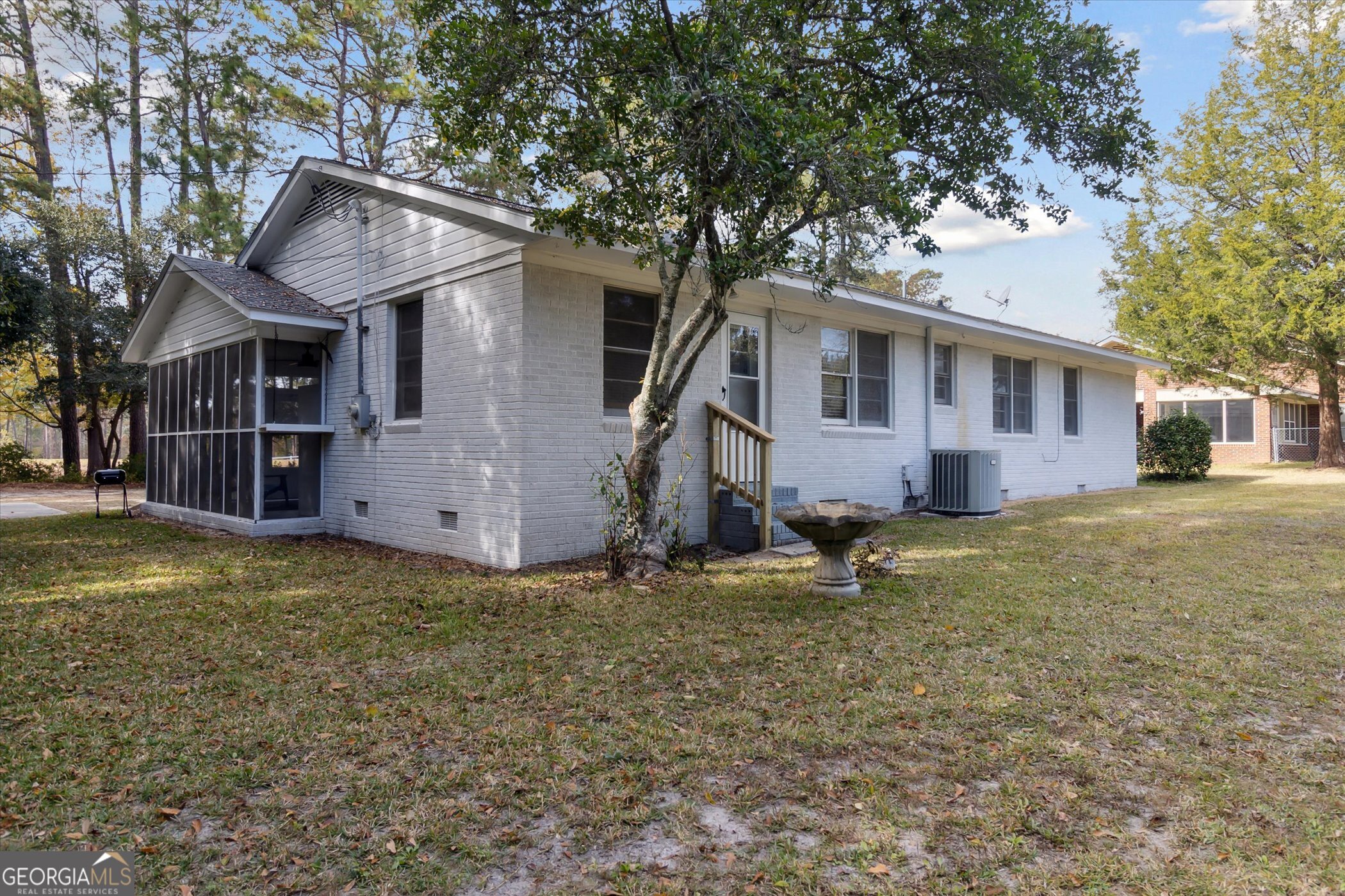 706 N Main Street
